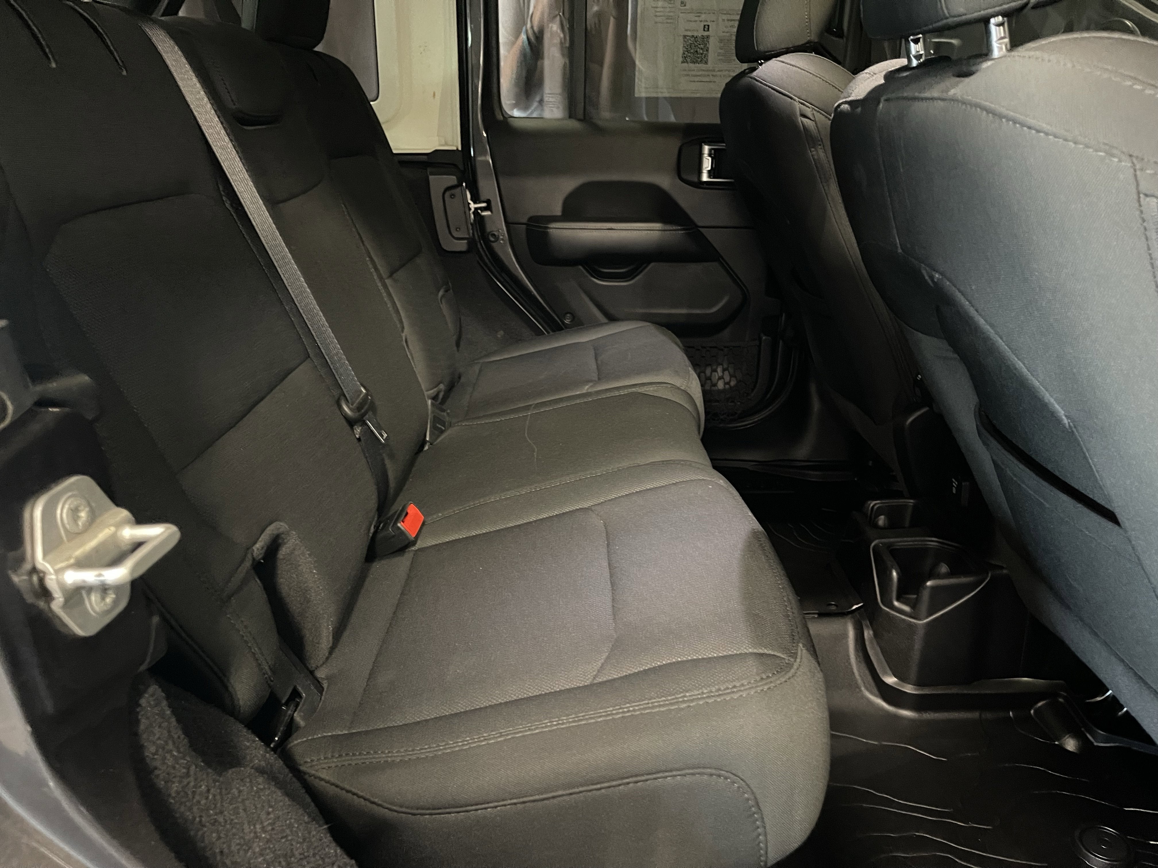 2020 Jeep Wrangler Unlimited Sahara 4WD