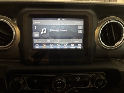 2020 Jeep Wrangler Unlimited Sahara 4WD