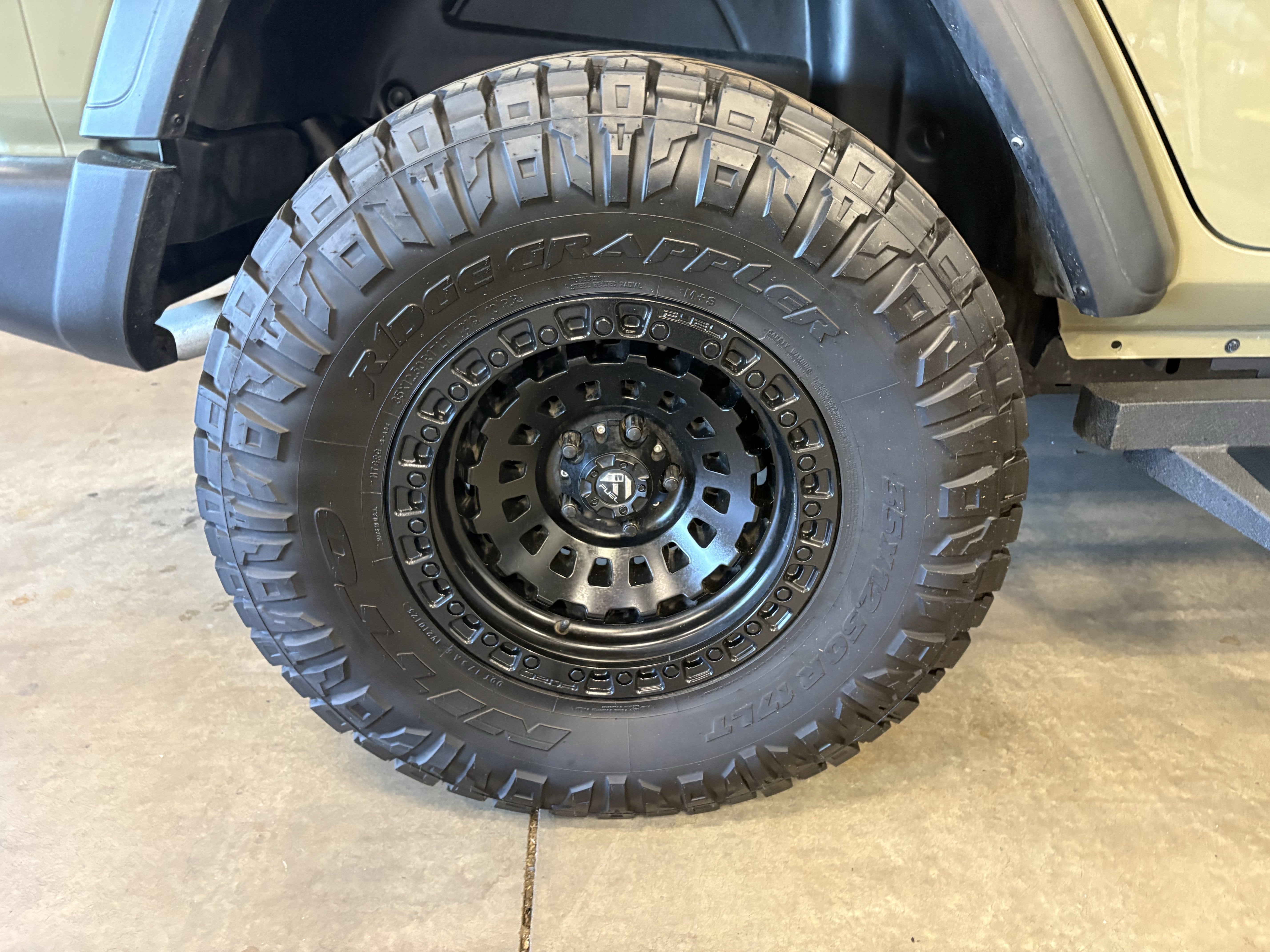 2025 Jeep Wrangler Sport 4WD