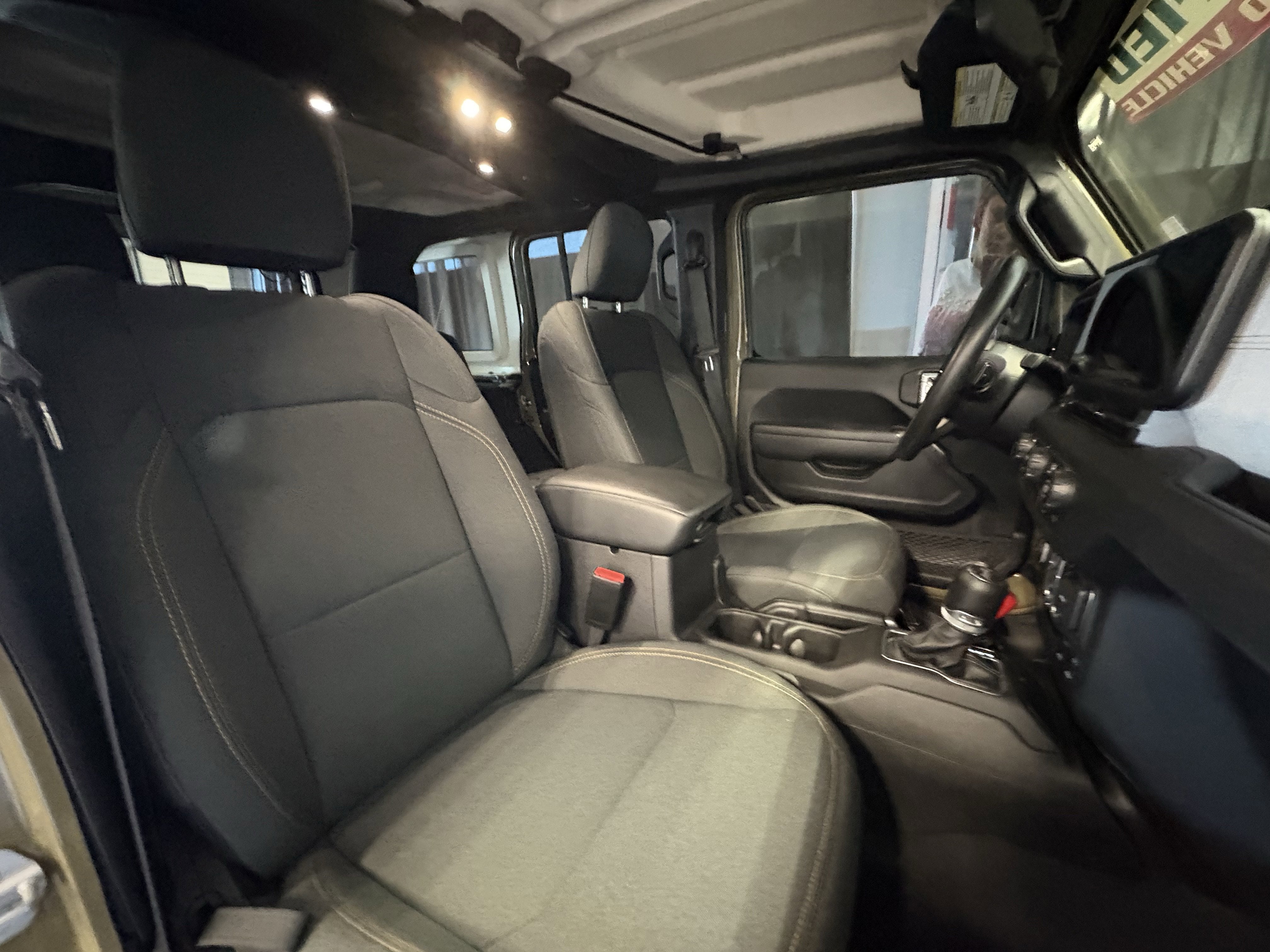 2025 Jeep Wrangler Sport 4WD