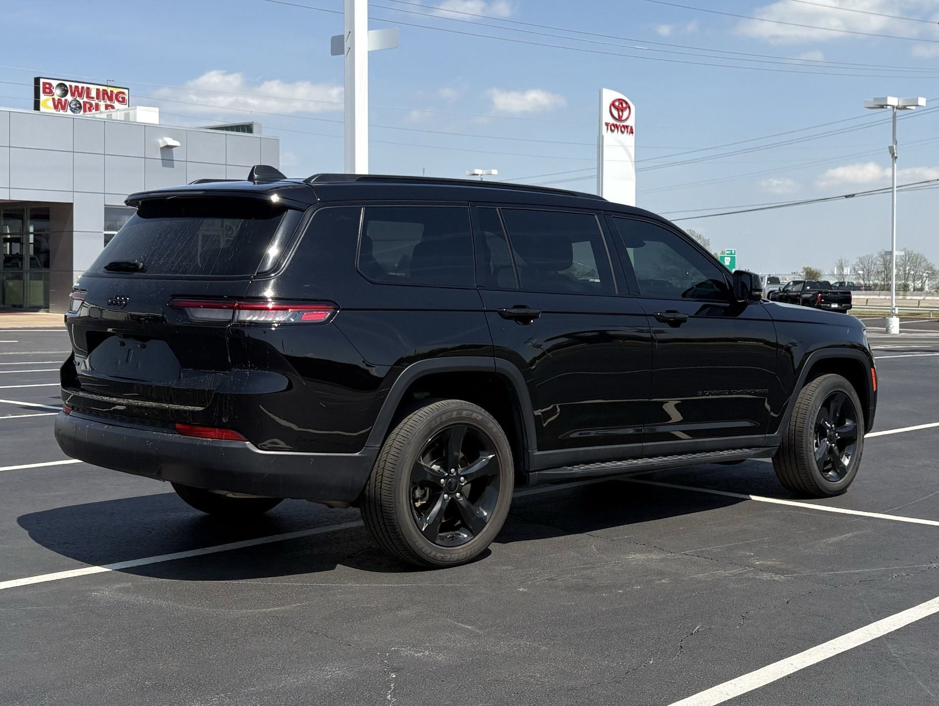 2023 Jeep Grand Cherokee L Altitude X 4WD