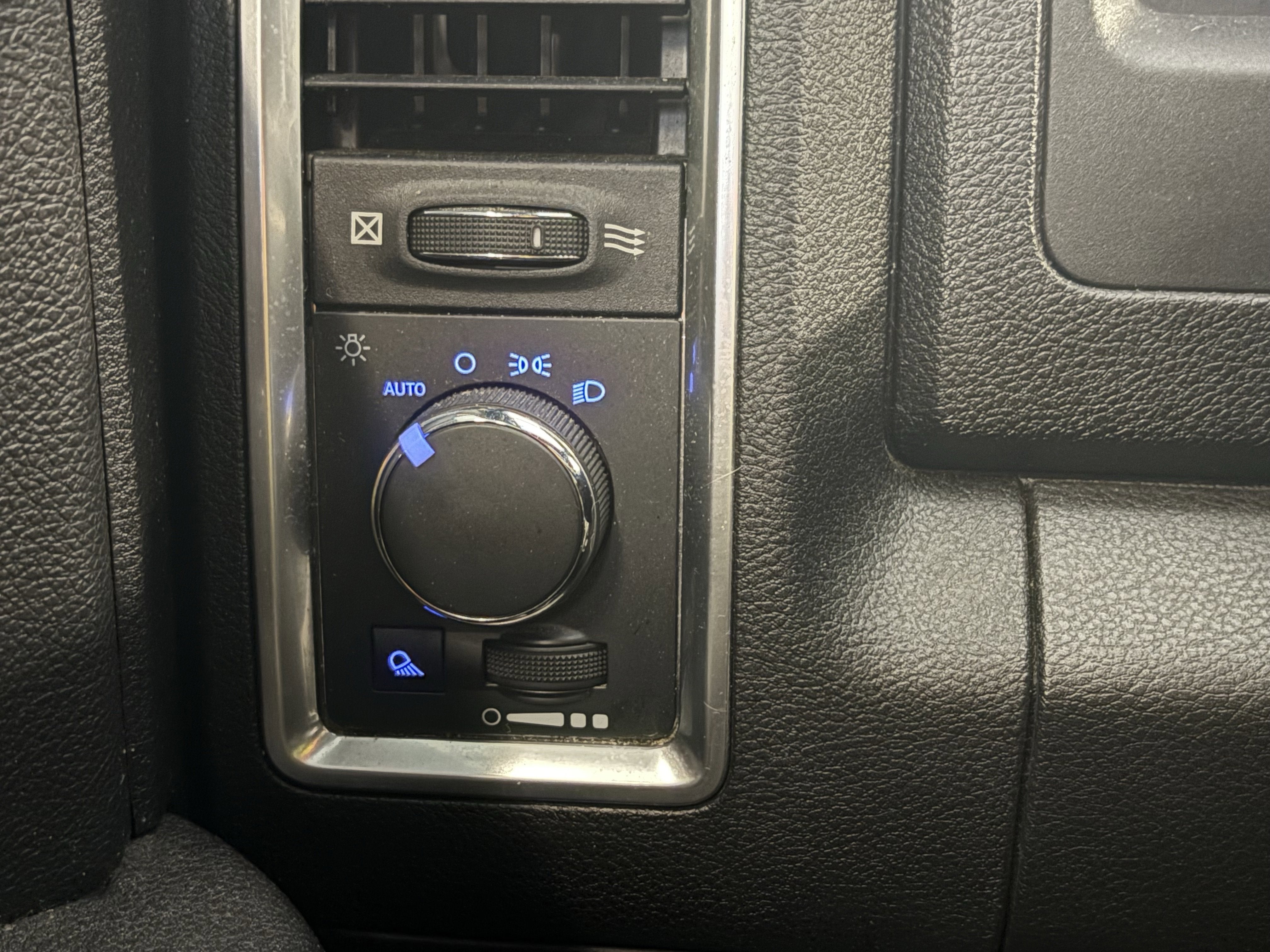 2021 RAM 1500 Classic Warlock 4WD