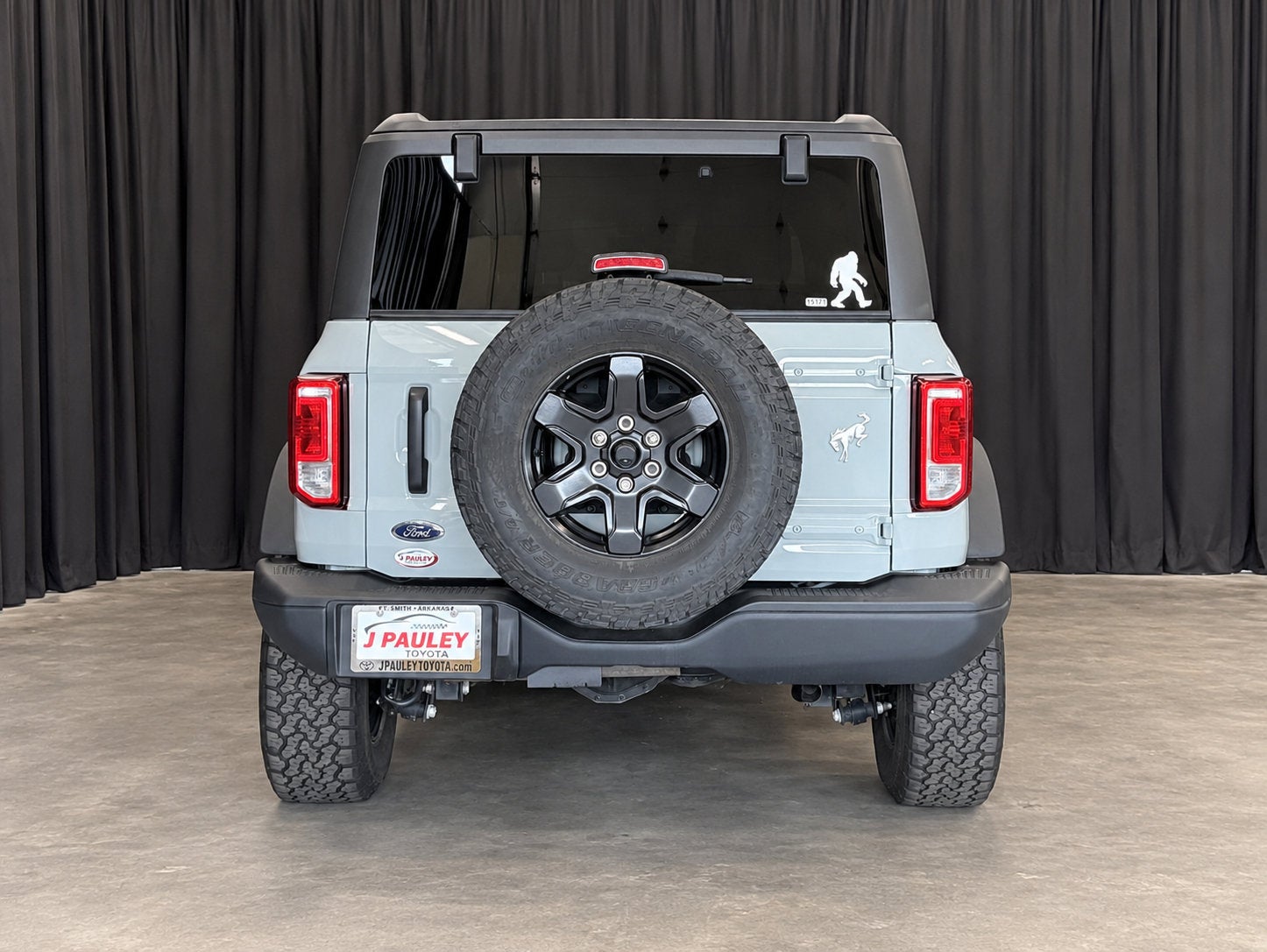 2024 Ford Bronco Black Diamond 4WD