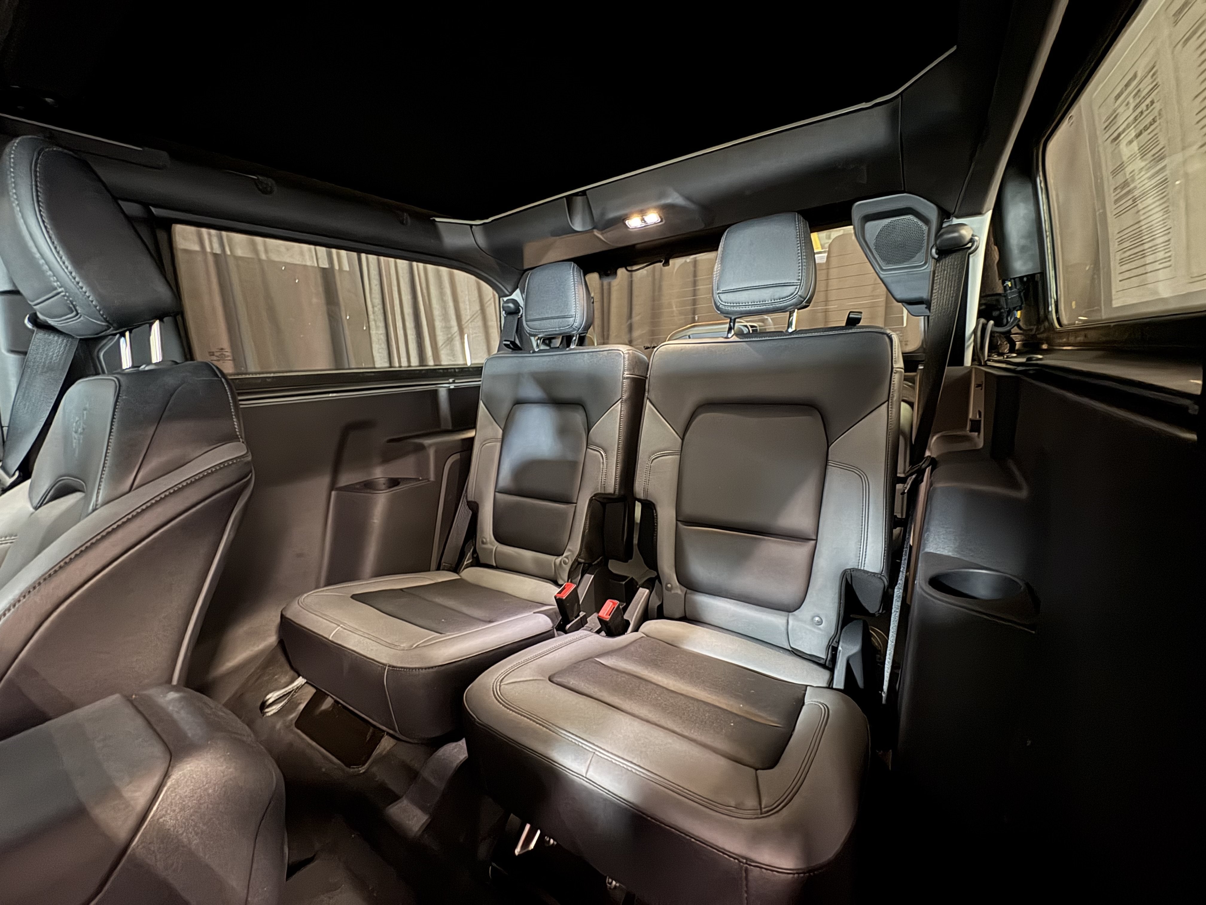 2024 Ford Bronco Black Diamond 4WD