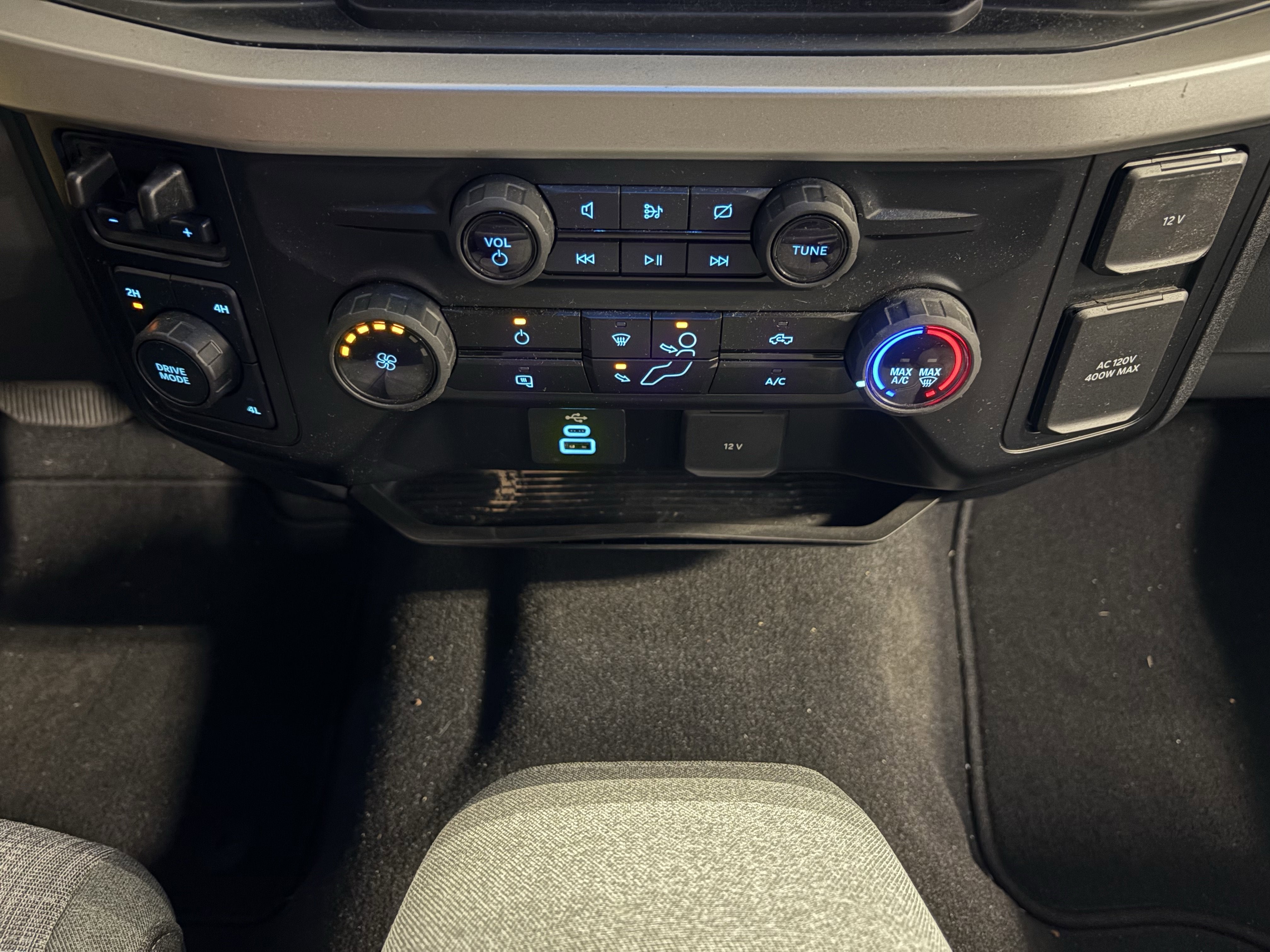 2024 Ford Super Duty F-350 DRW XLT 4WD