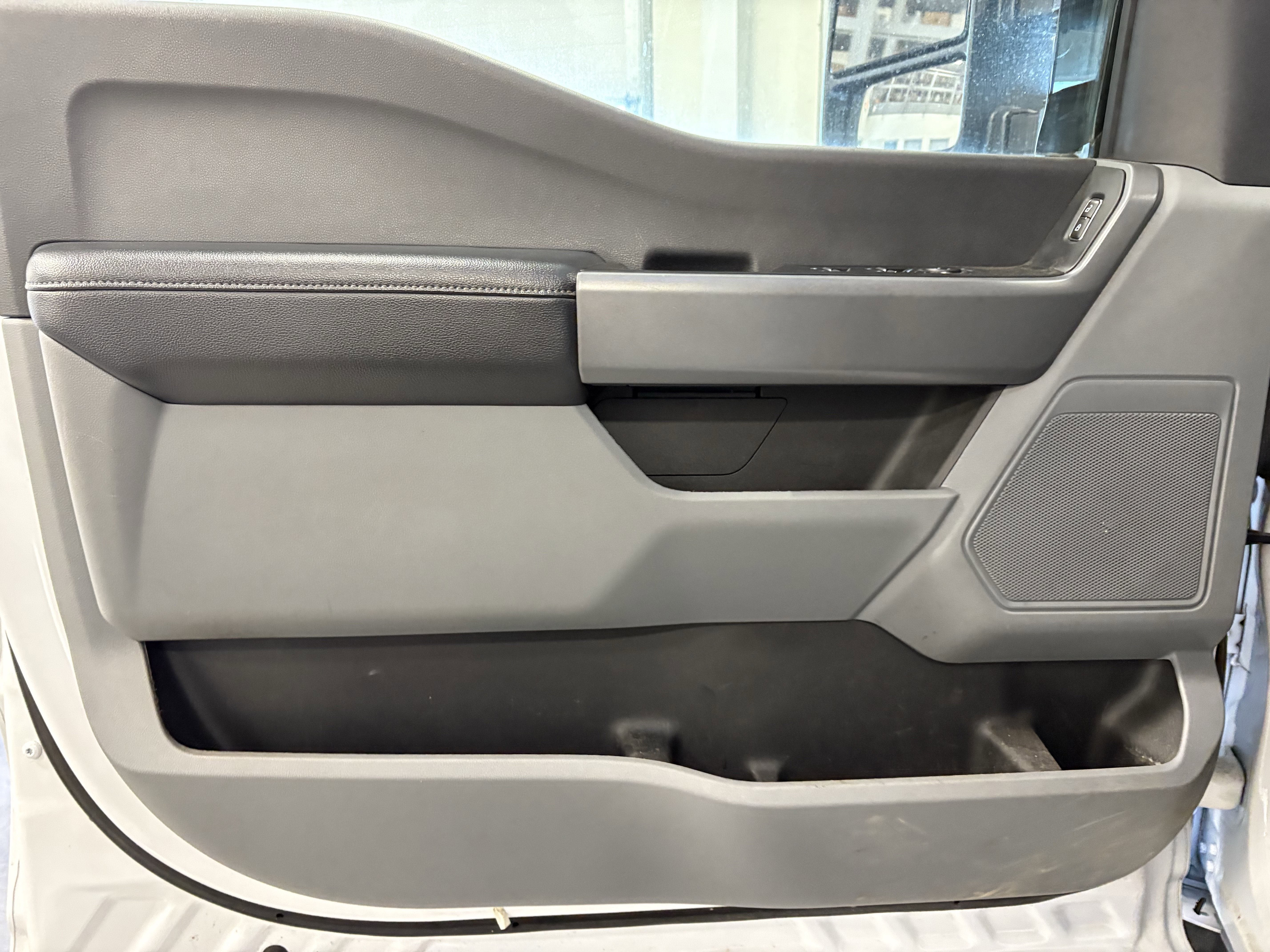 2024 Ford Super Duty F-350 DRW XLT 4WD