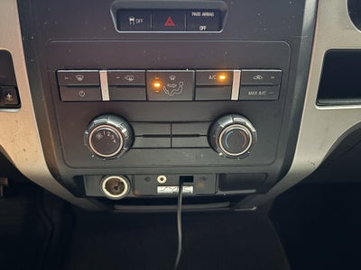 2011 Ford F-150 XLT RWD