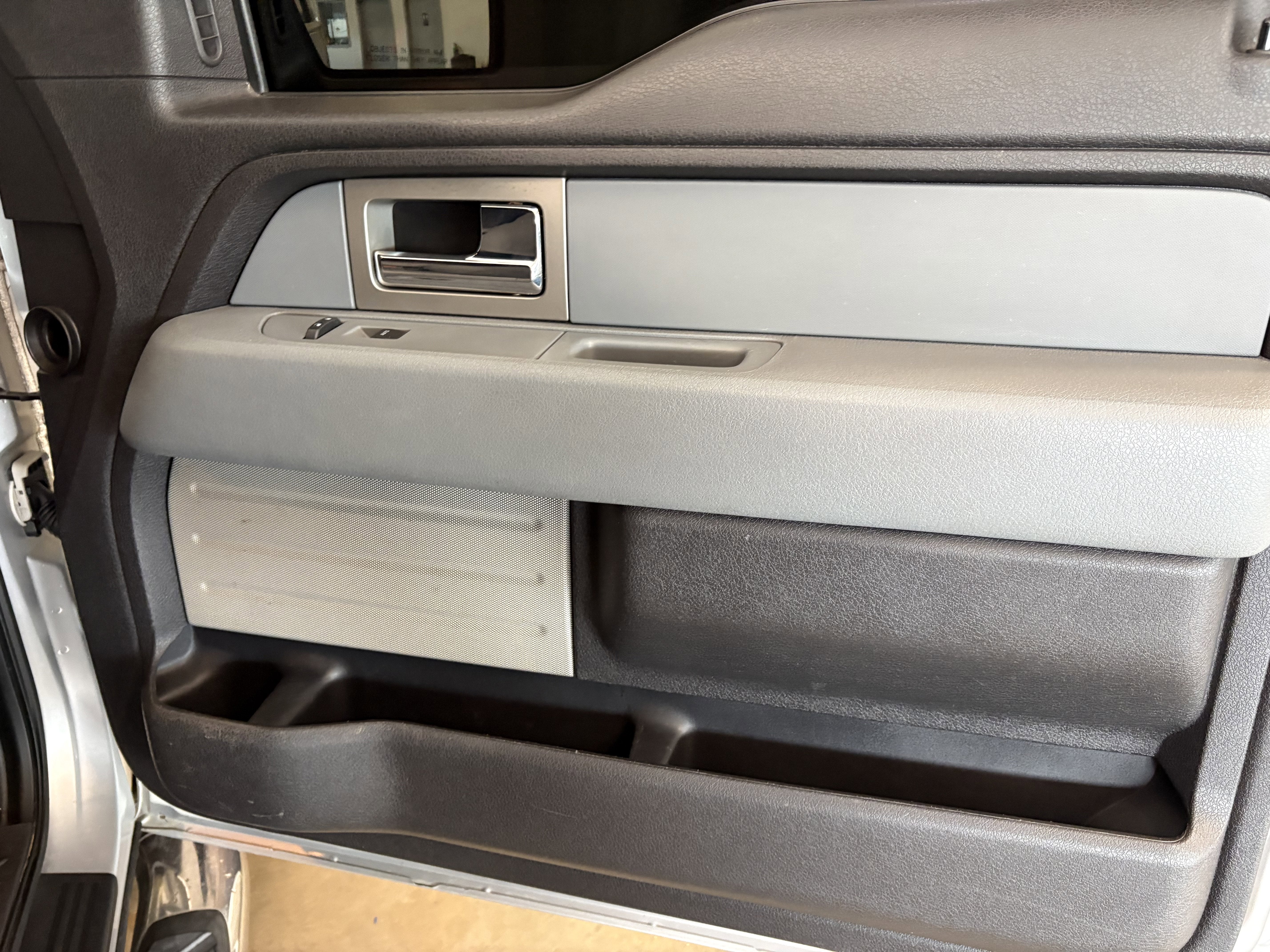 2011 Ford F-150 XLT RWD