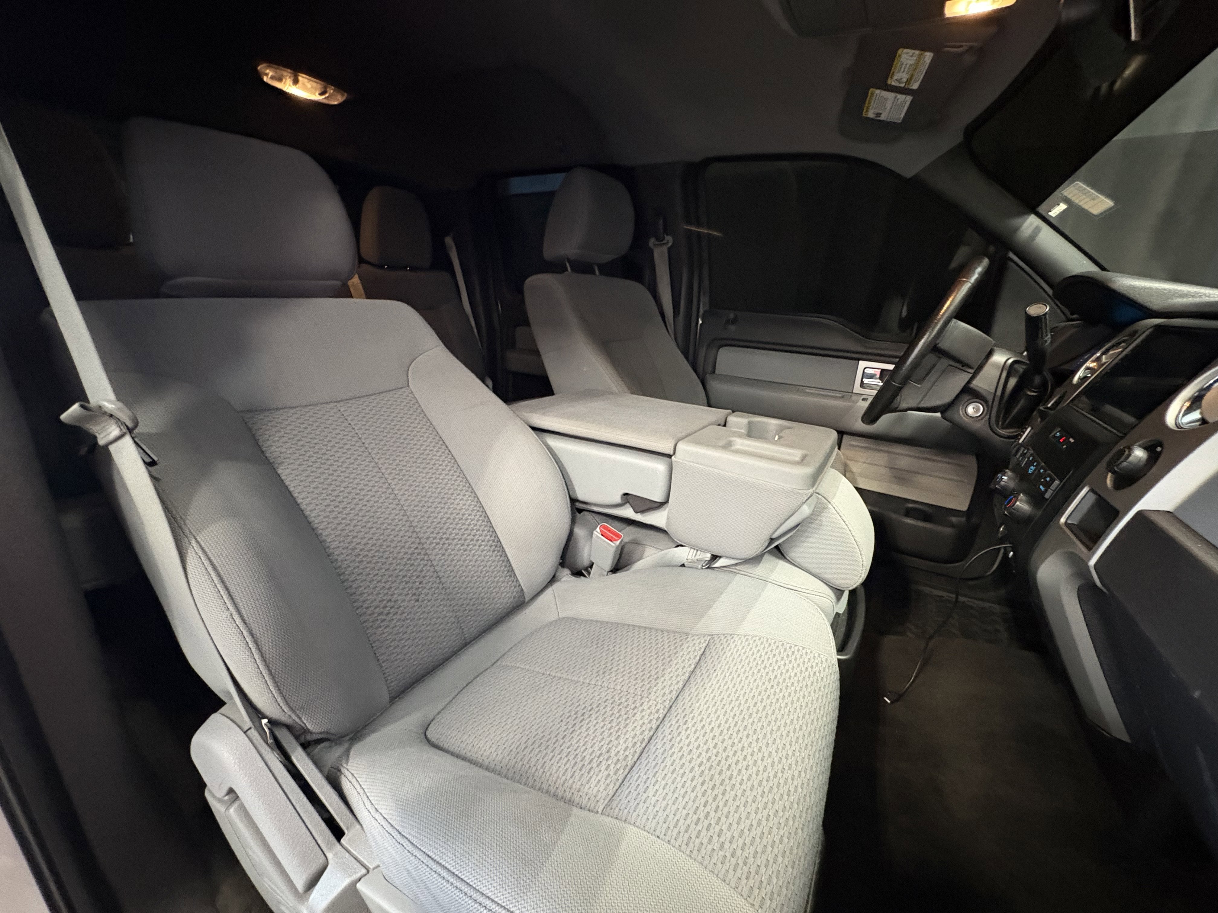 2011 Ford F-150 XLT RWD