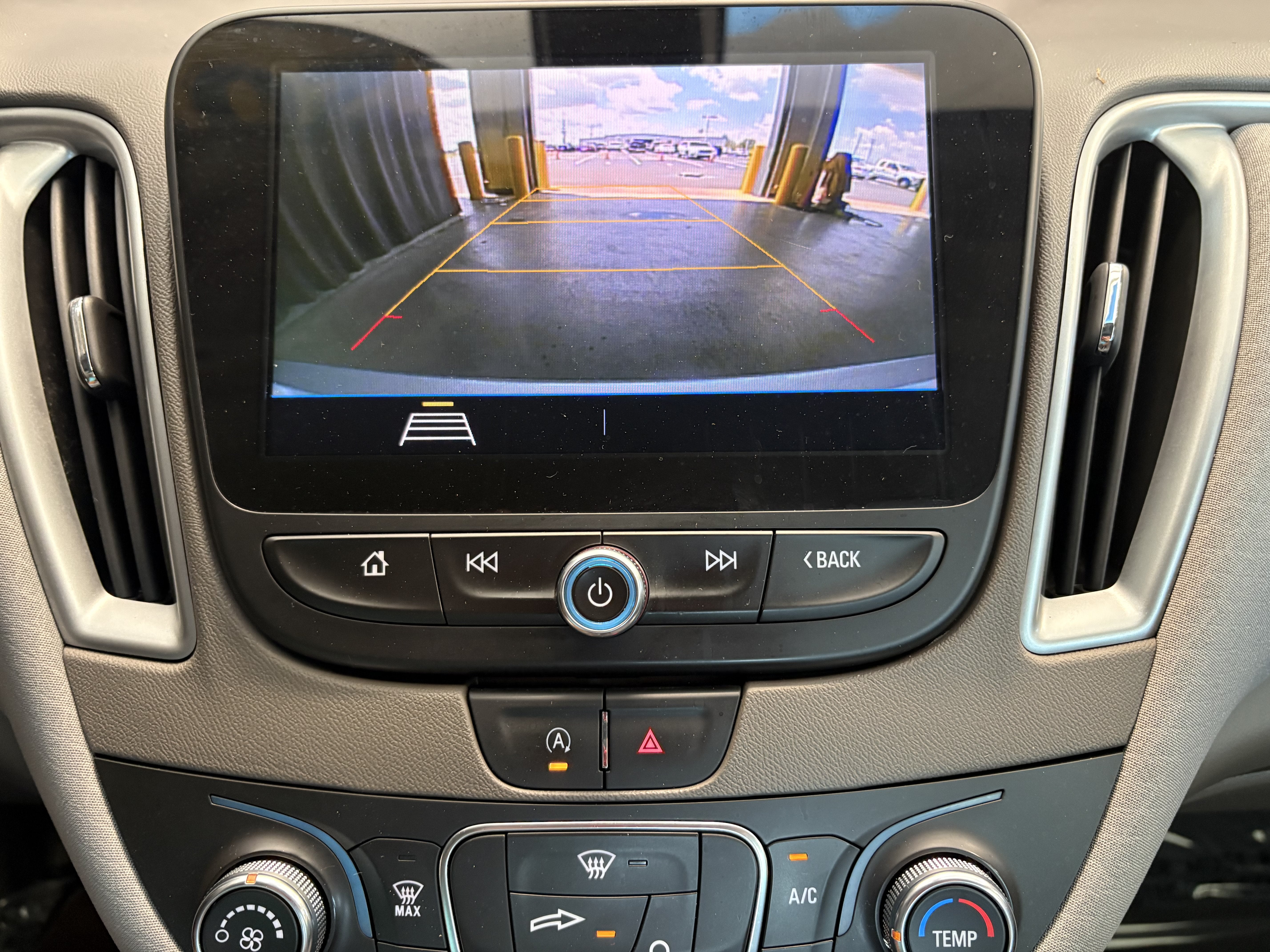 2020 Chevrolet Malibu LS FWD