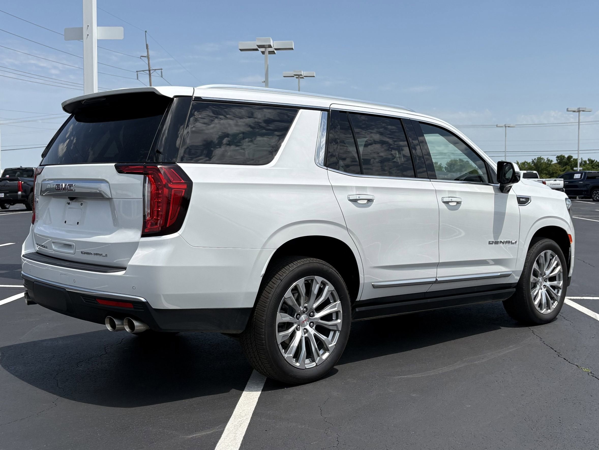 2024 GMC Yukon Denali 4WD