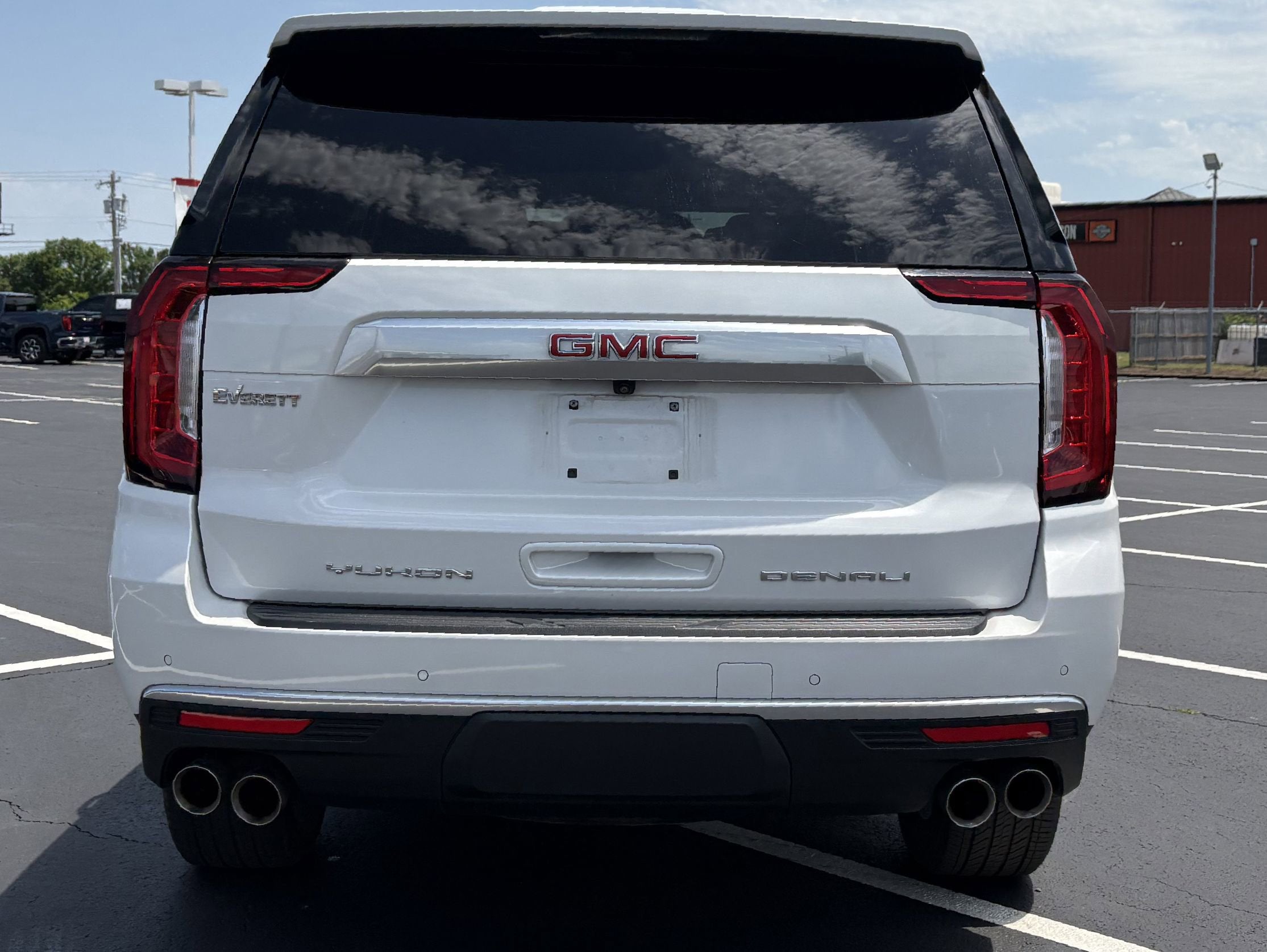 2024 GMC Yukon Denali 4WD