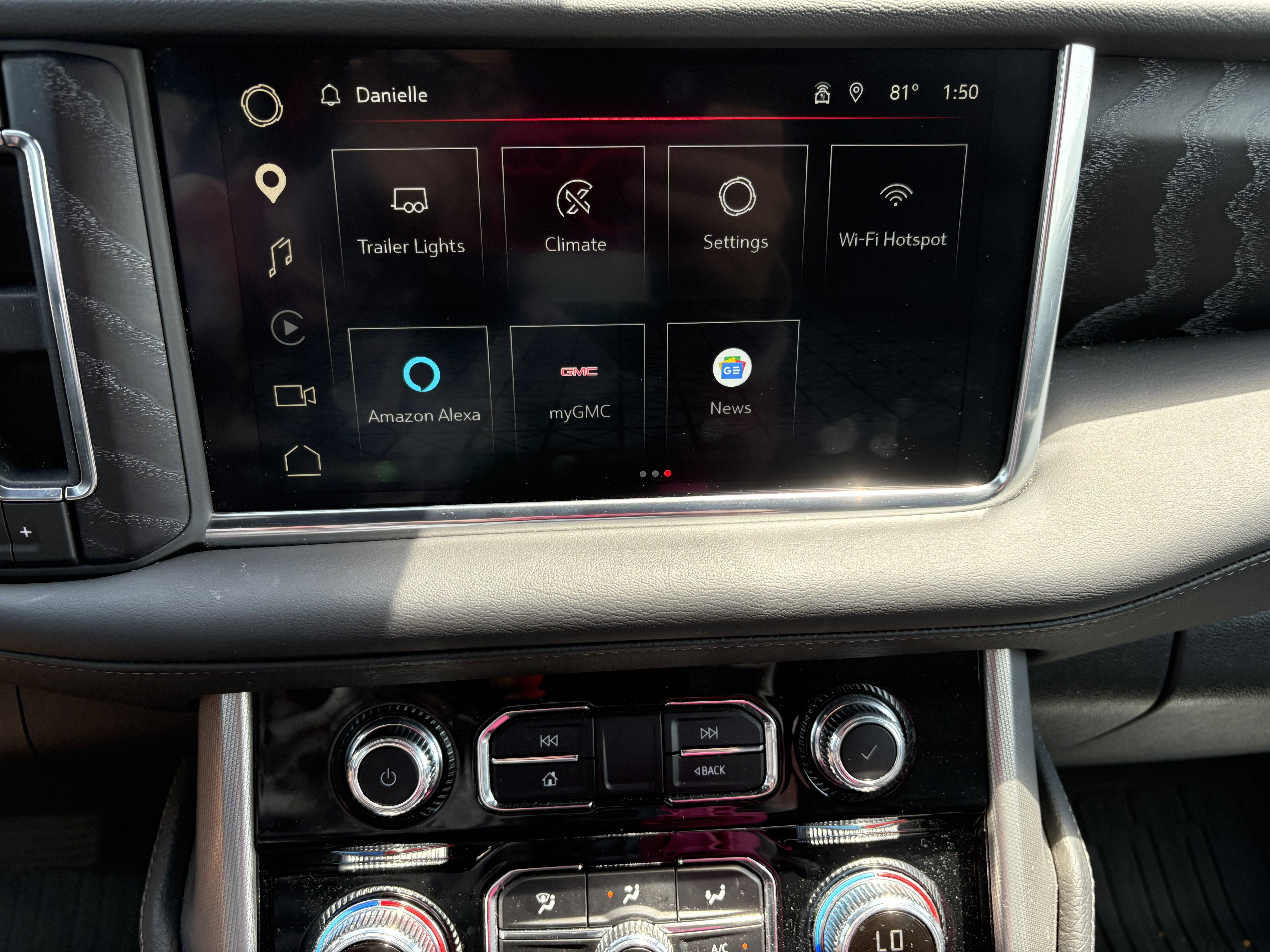 2024 GMC Yukon Denali 4WD