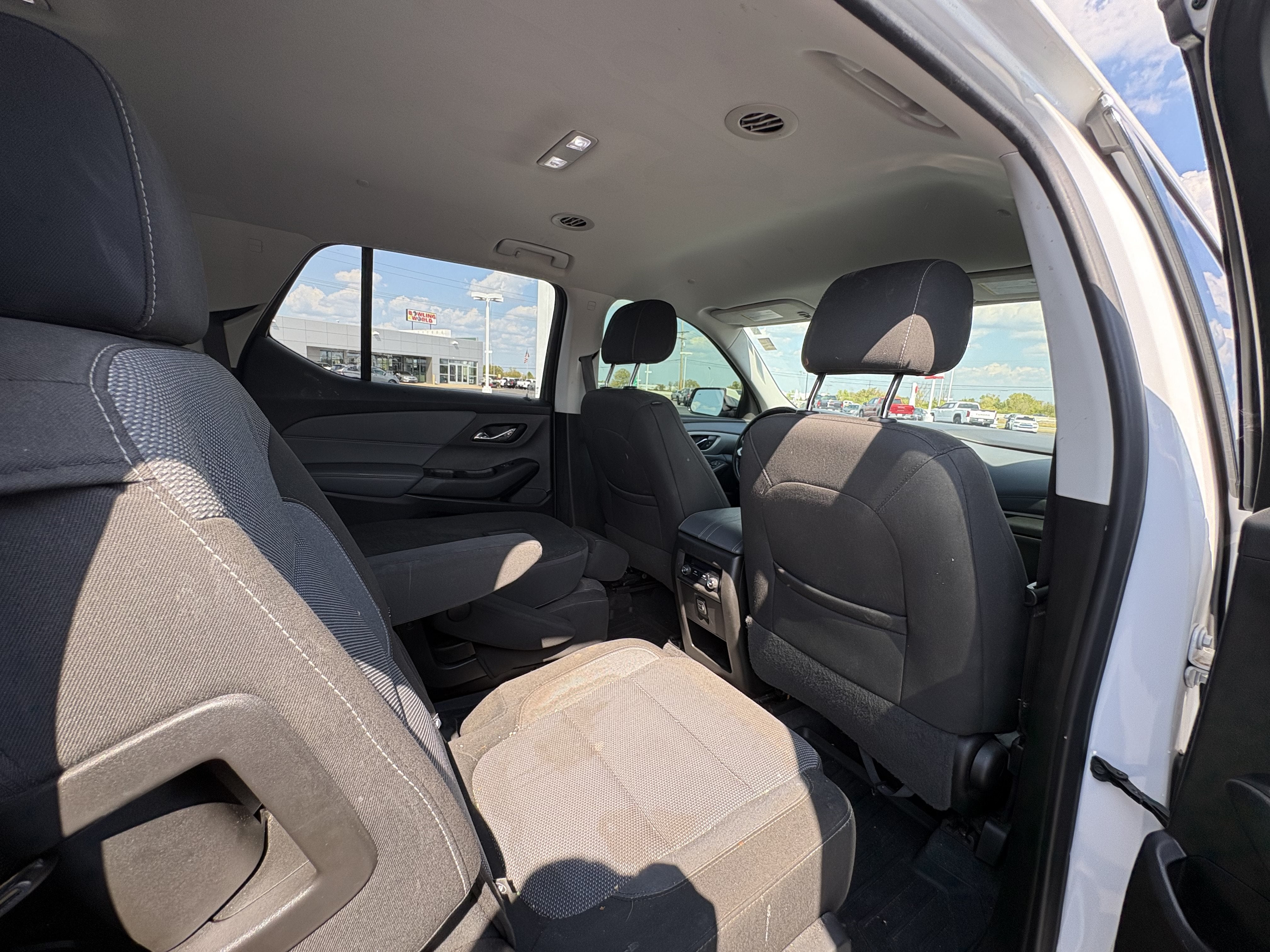 2019 Chevrolet Traverse LT Cloth FWD