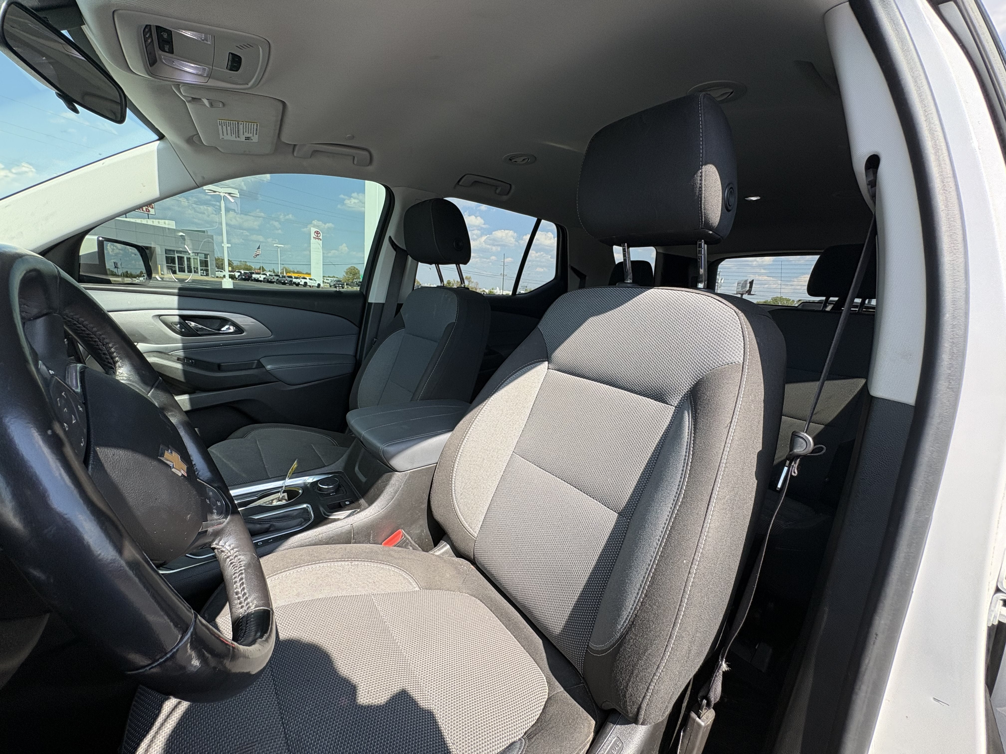 2019 Chevrolet Traverse LT Cloth FWD