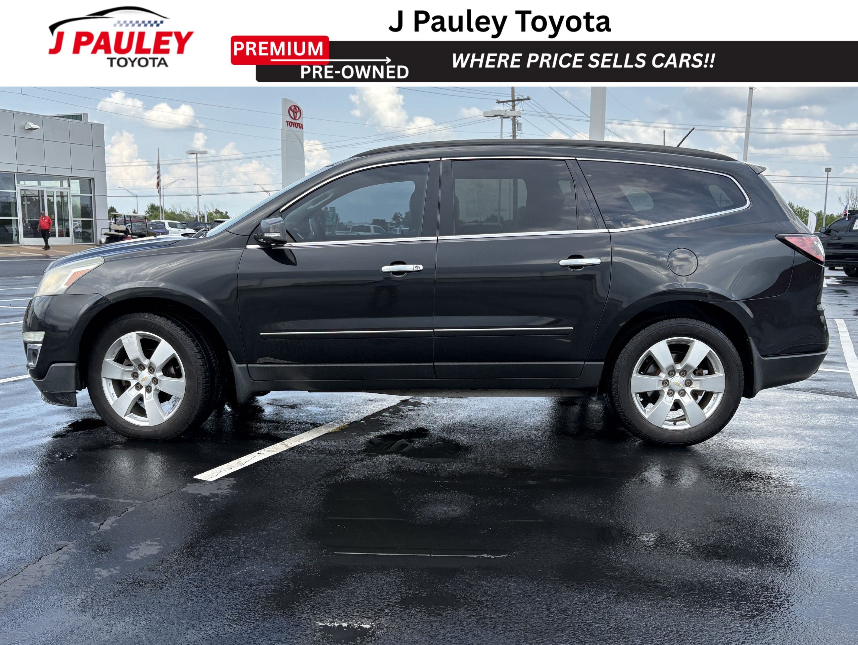 Used 2014 Chevrolet Traverse LTZ with VIN 1GNKRJKD3EJ119108 for sale in Fort Smith, AR