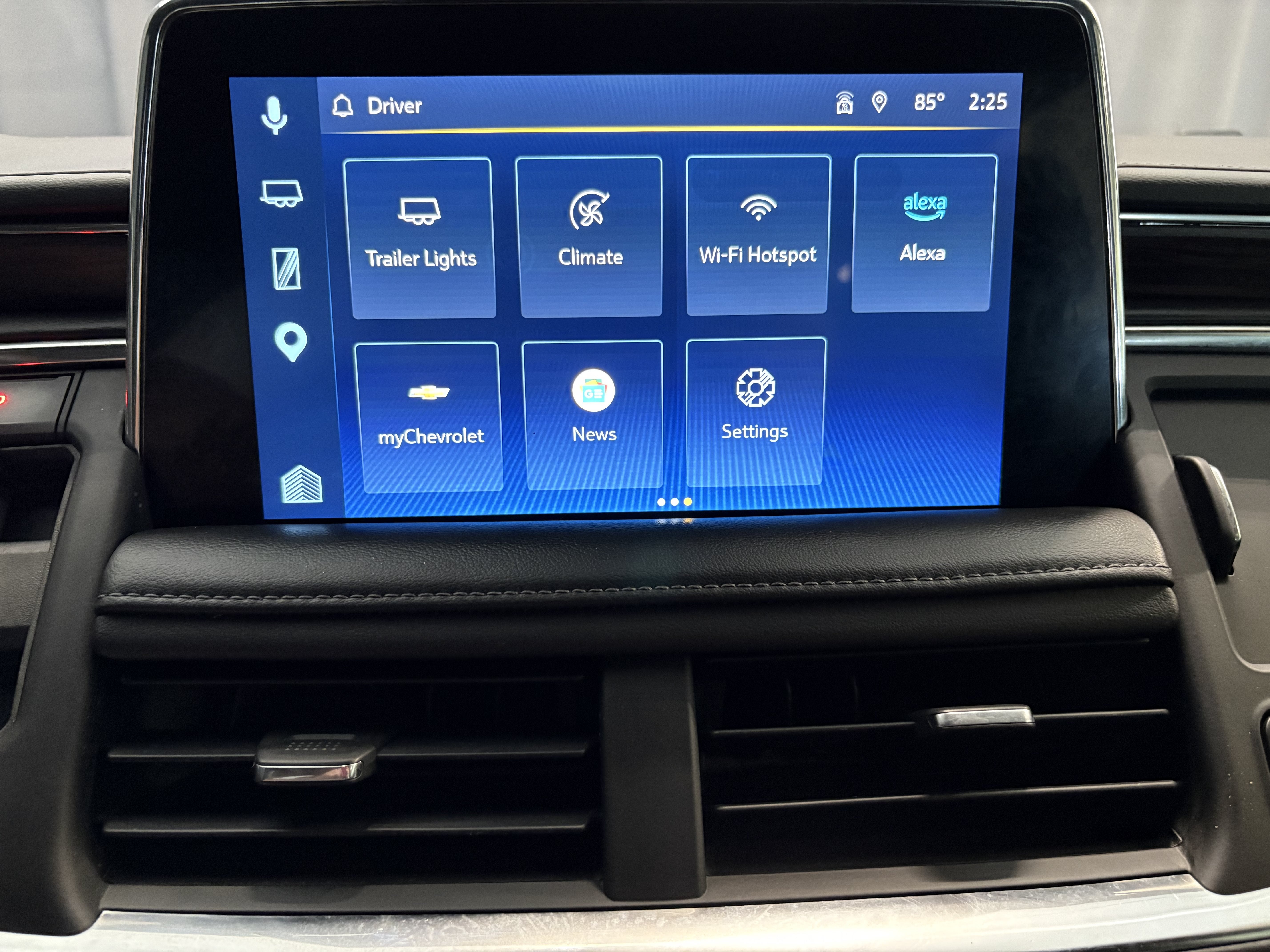 2023 Chevrolet Suburban LT RWD