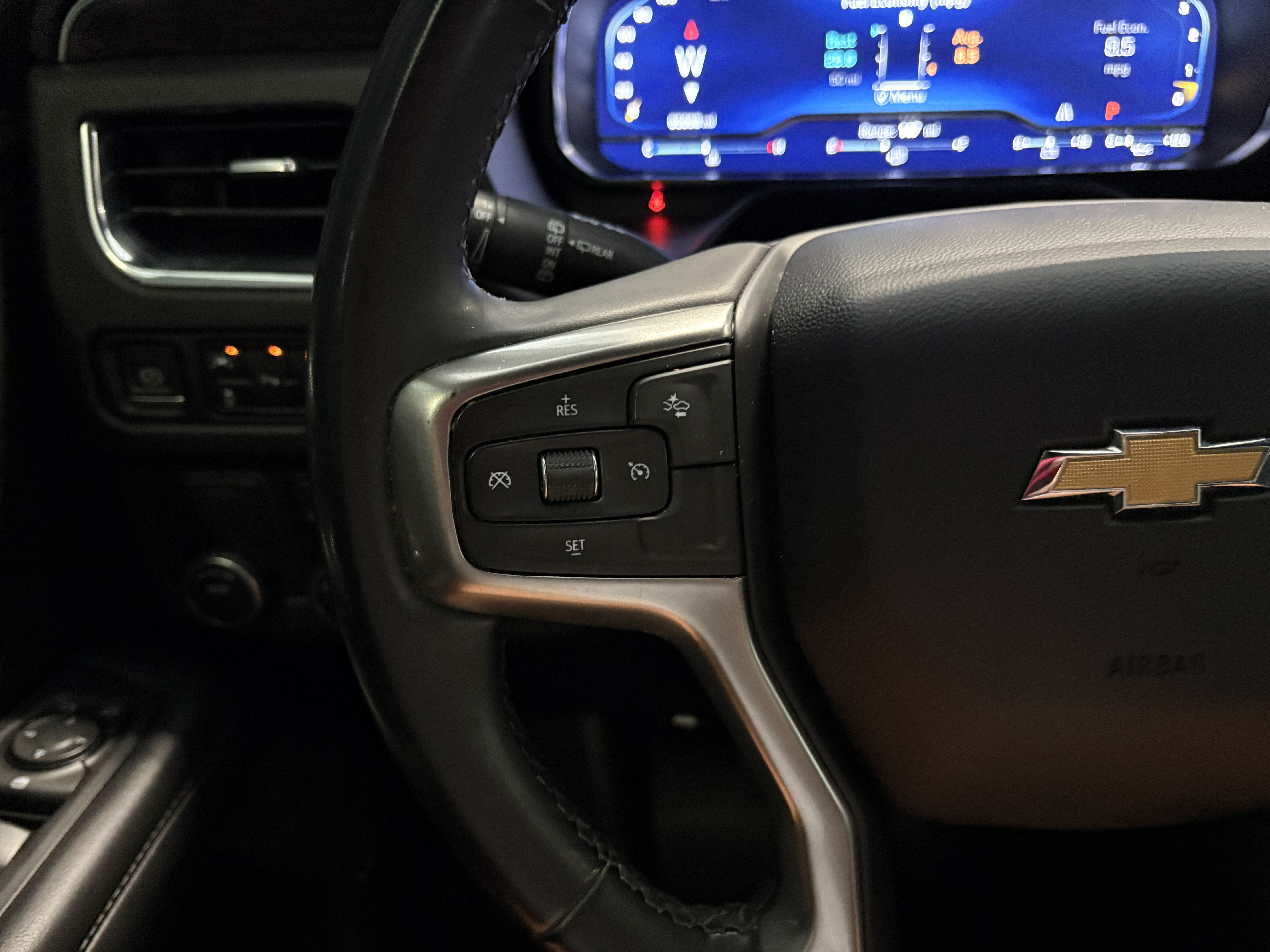 2023 Chevrolet Suburban LT RWD