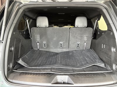 2023 Chevrolet Suburban LT RWD