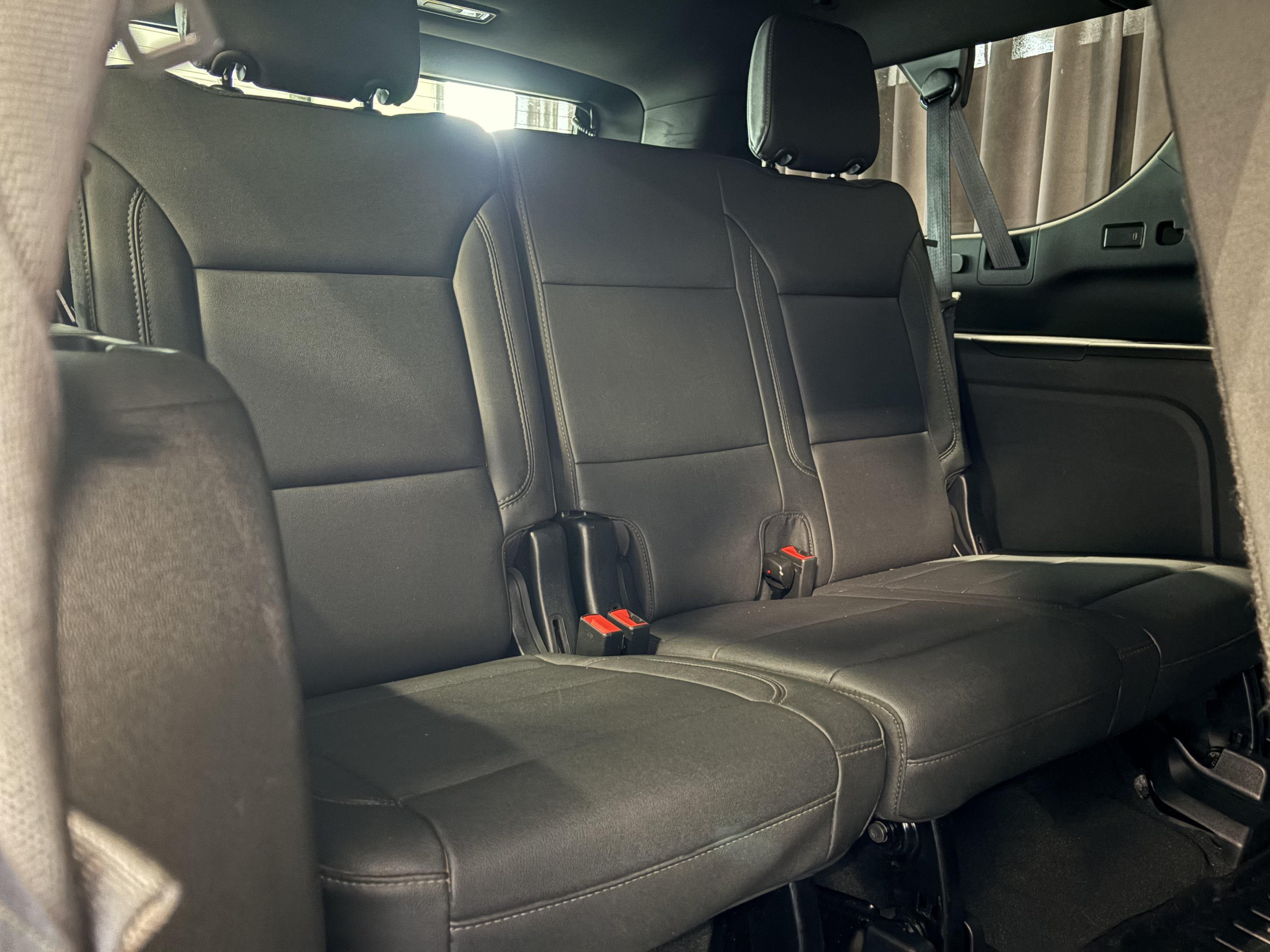 2023 Chevrolet Suburban LT RWD