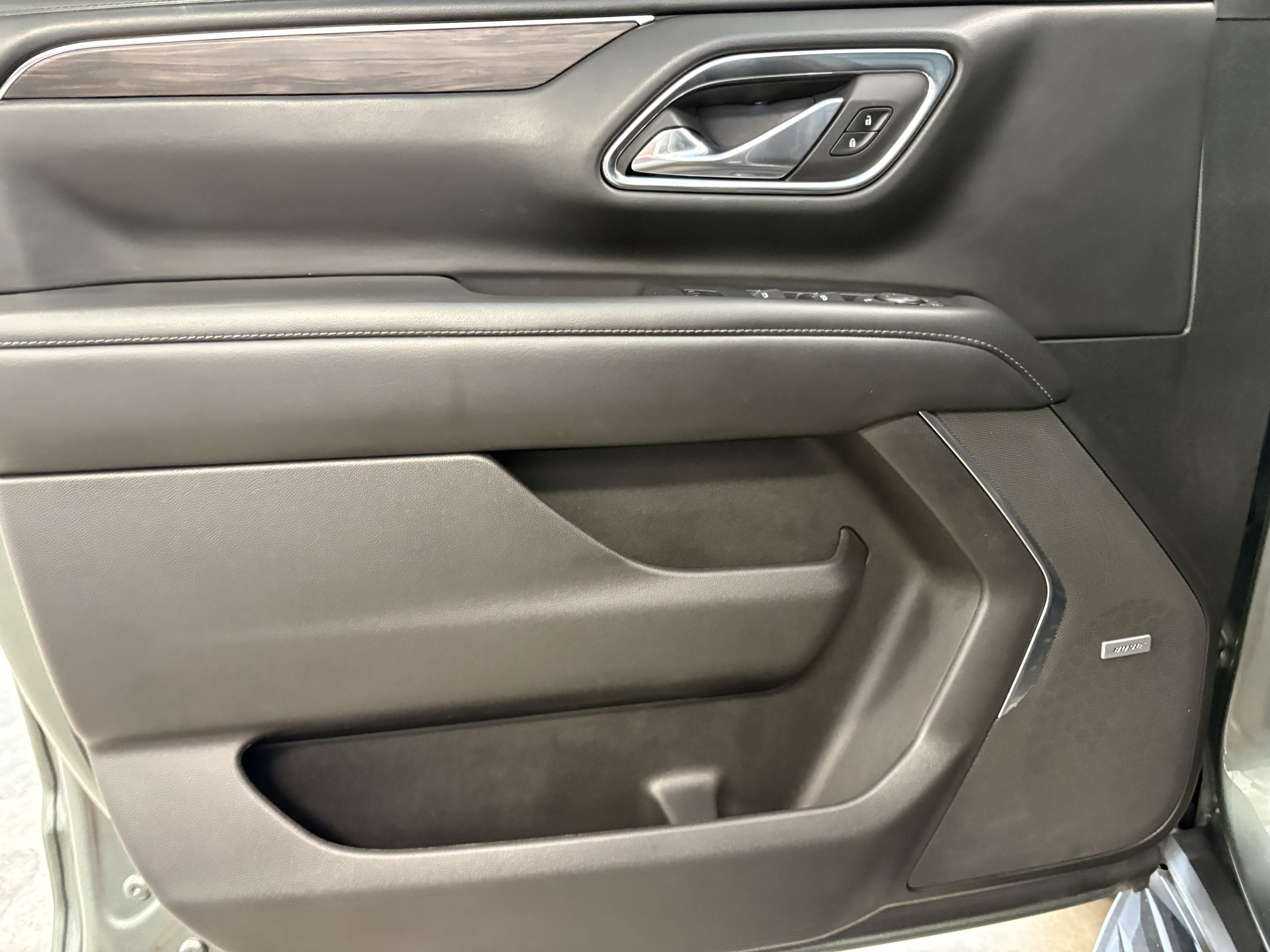 2023 Chevrolet Suburban LT RWD