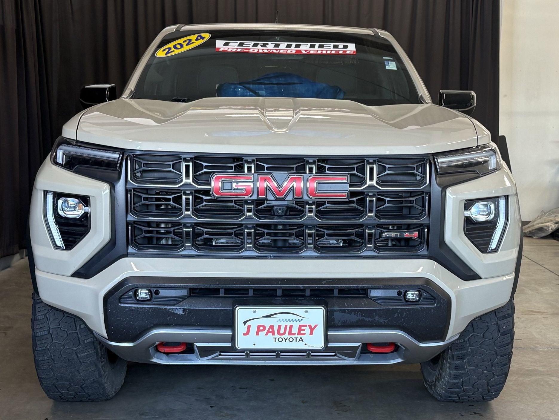 2024 GMC Canyon 4WD AT4 4WD