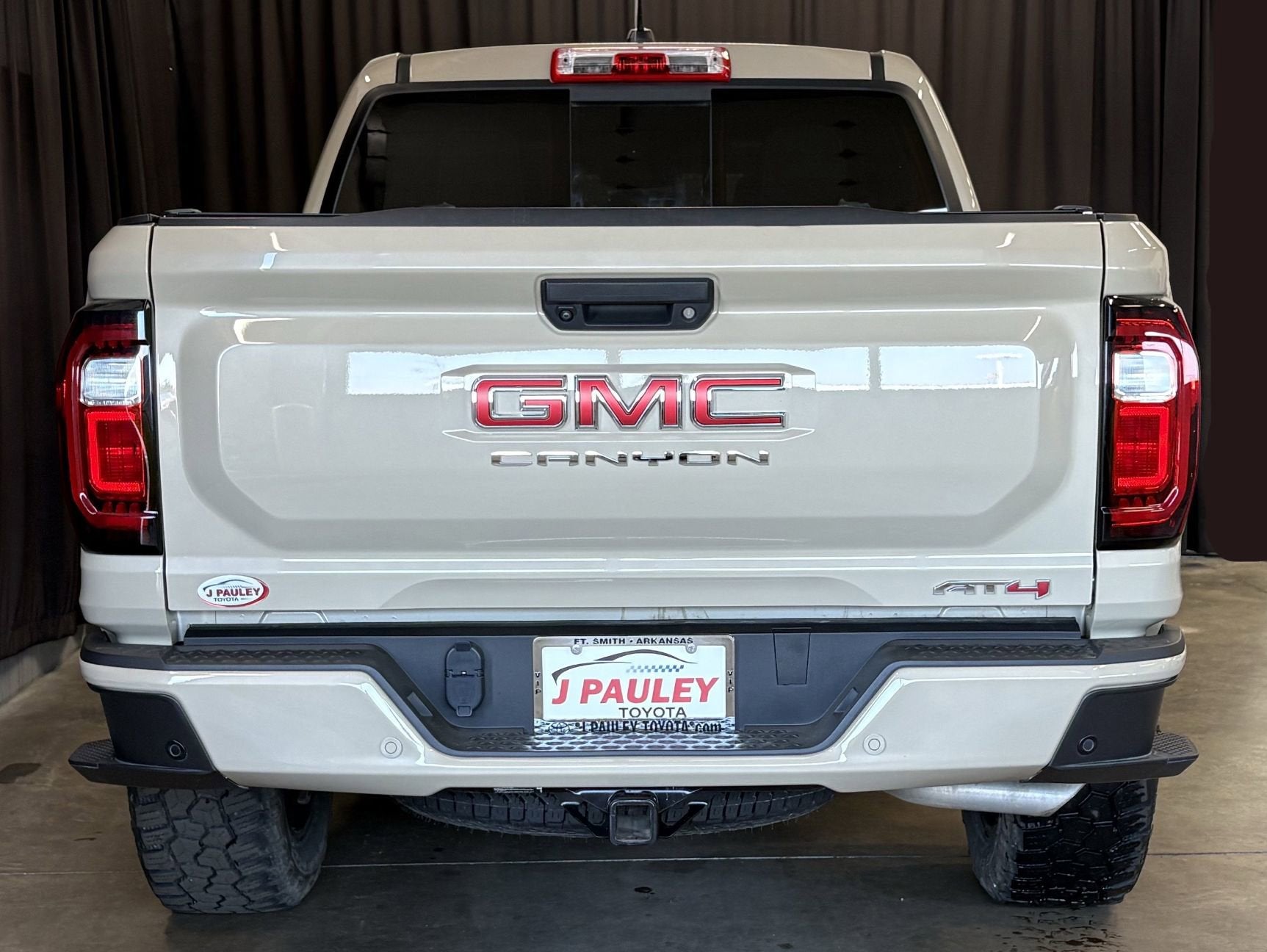 2024 GMC Canyon 4WD AT4 4WD