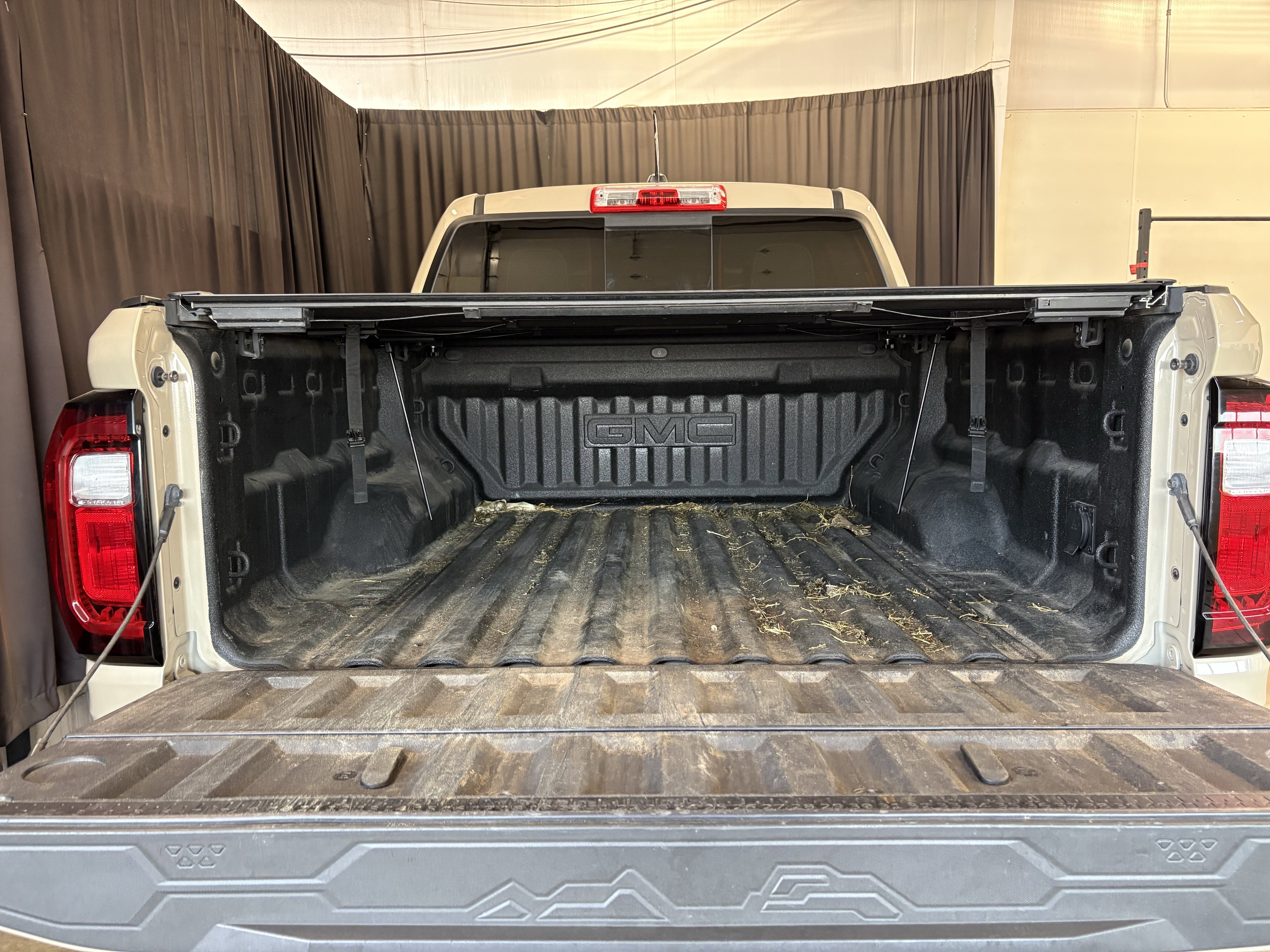 2024 GMC Canyon 4WD AT4 4WD