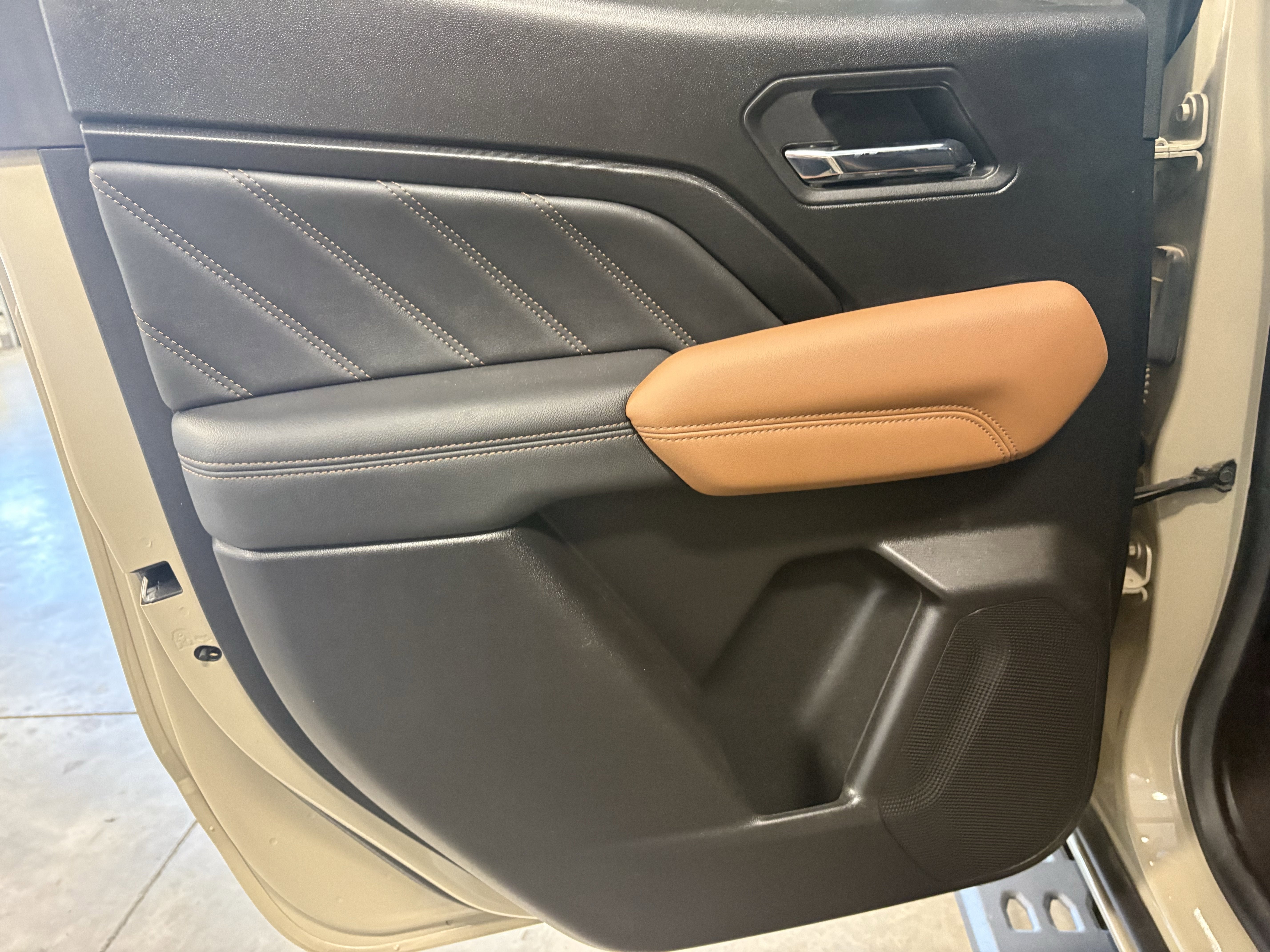 2024 GMC Canyon 4WD AT4 4WD