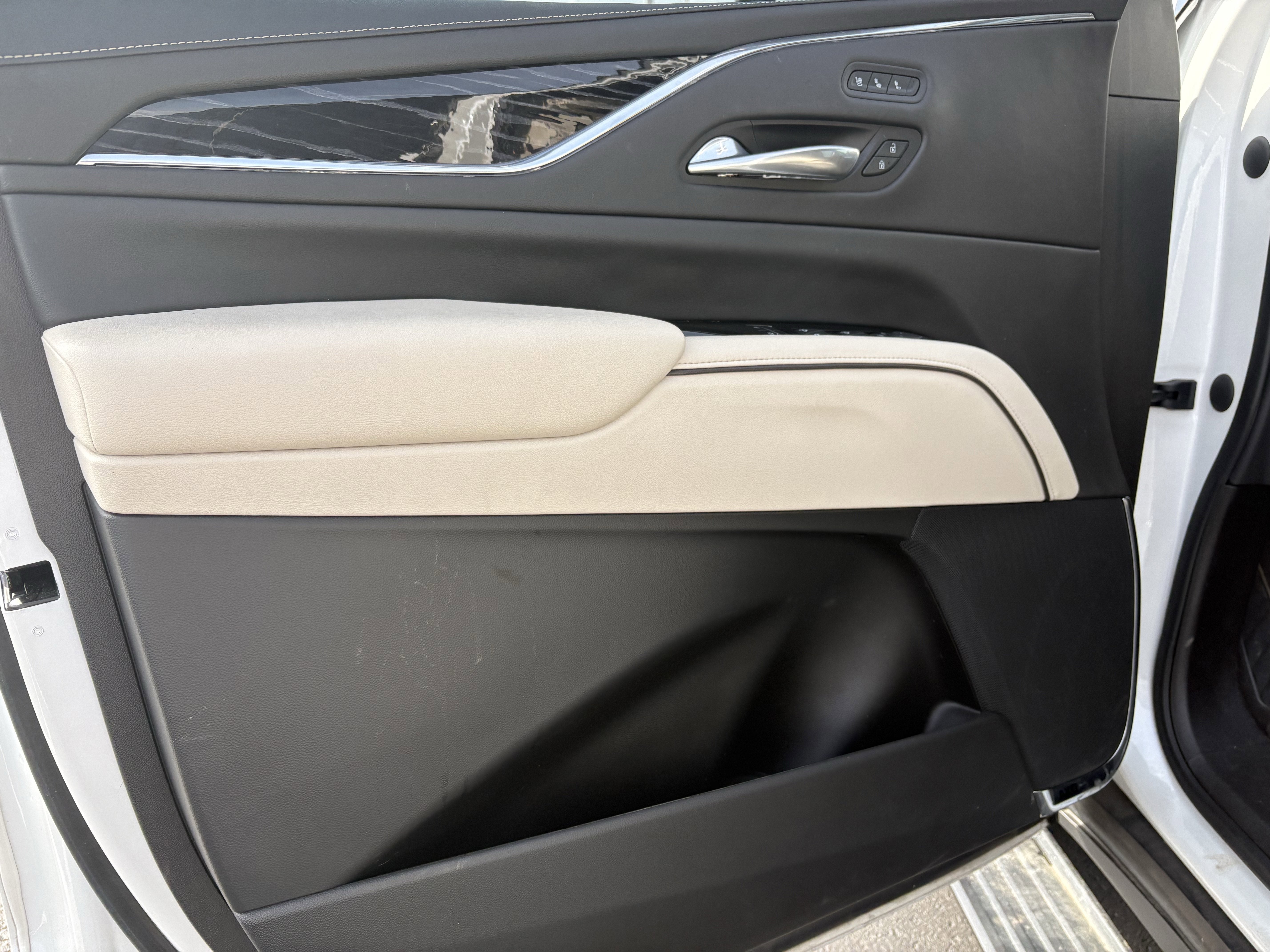 2021 Cadillac Escalade Sport 4WD