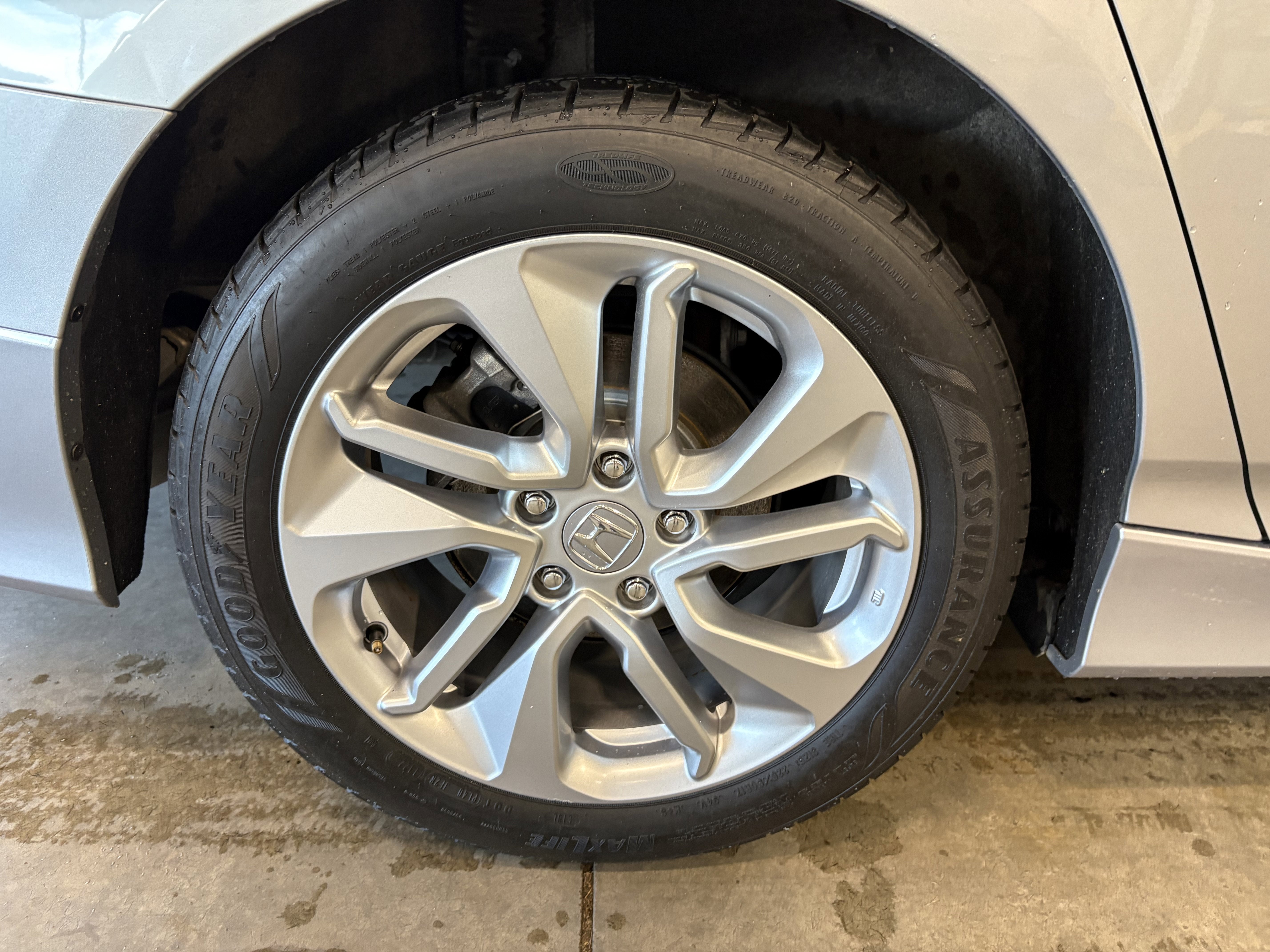 2019 Honda Accord Sedan LX 1.5T FWD