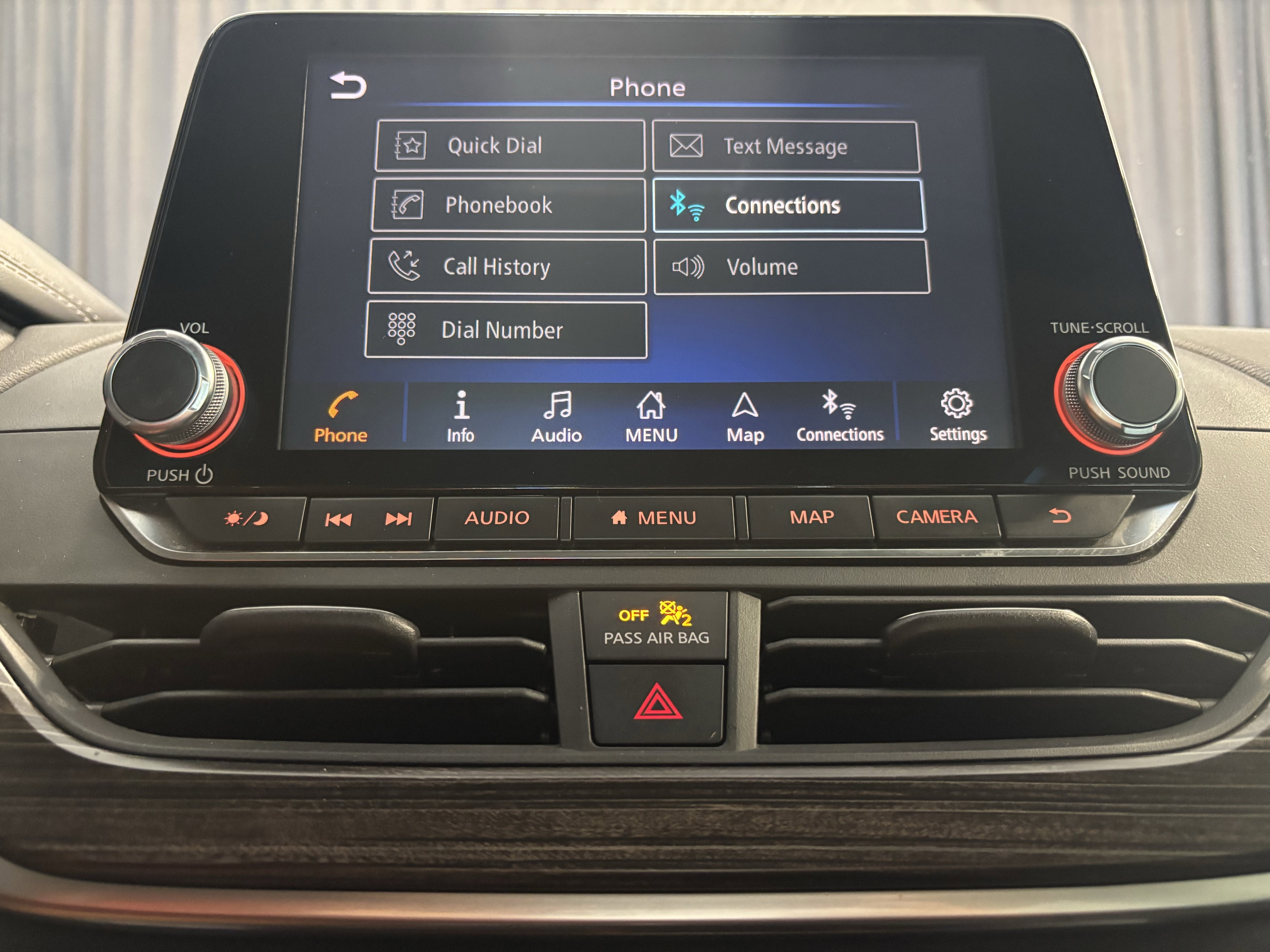 2020 Nissan Altima 2.0 Platinum FWD