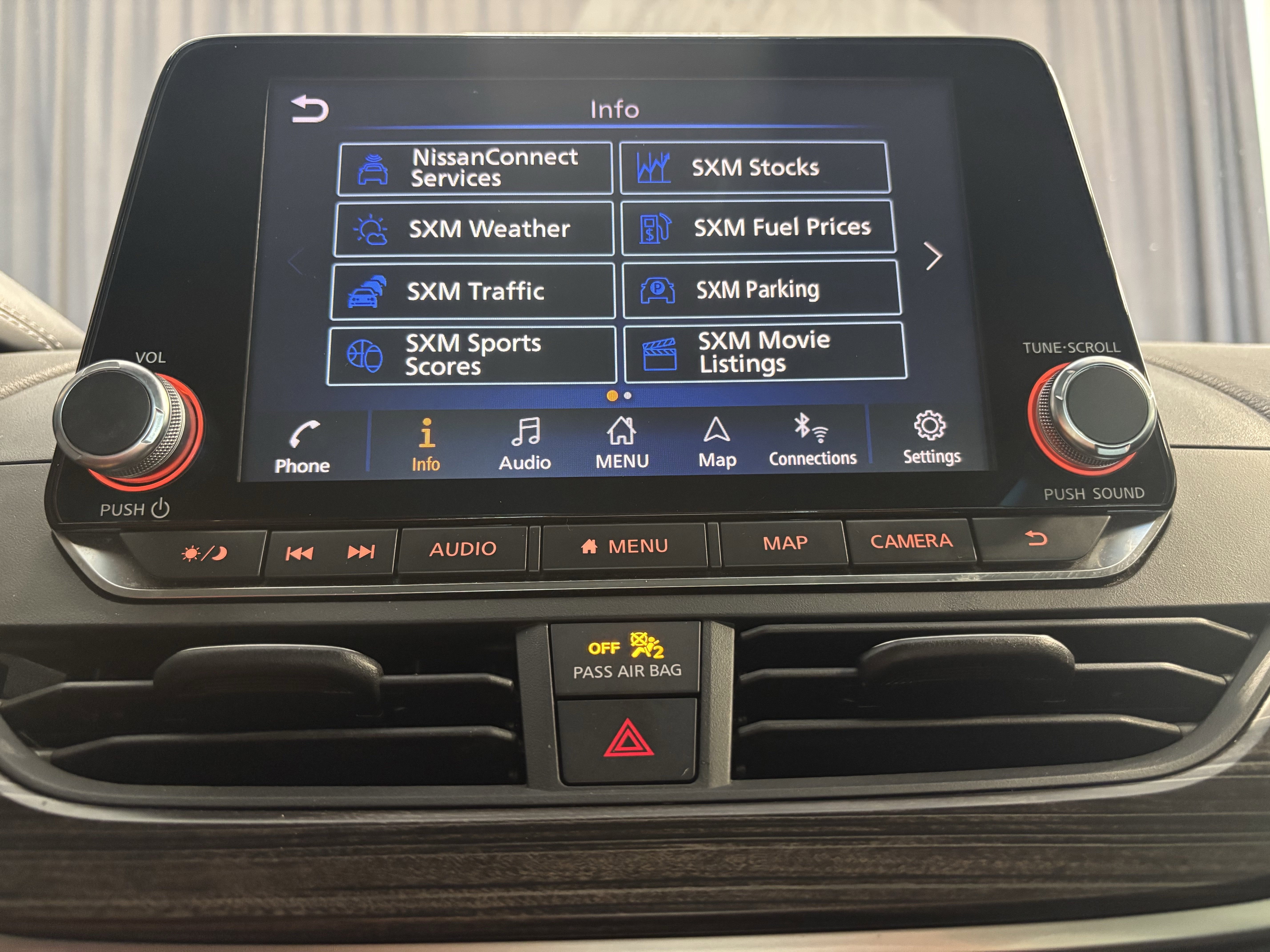 2020 Nissan Altima 2.0 Platinum FWD