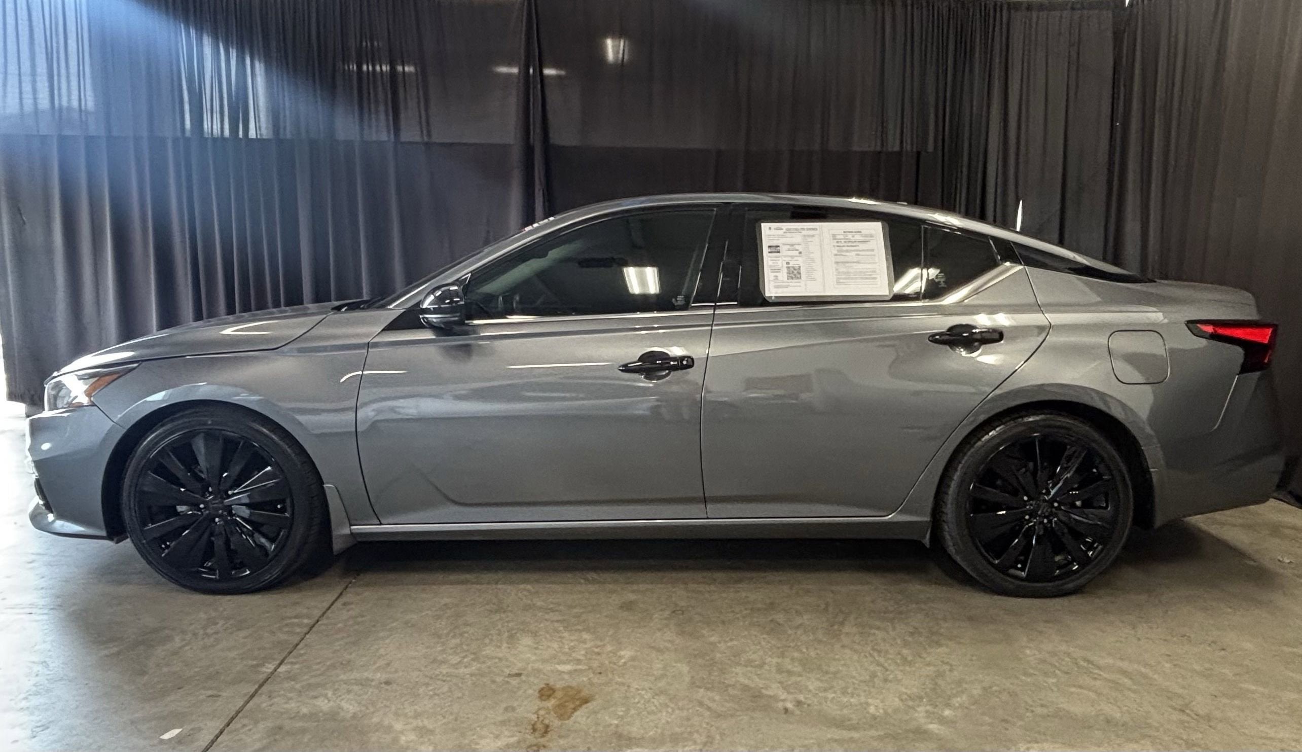 2020 Nissan Altima 2.0 Platinum FWD