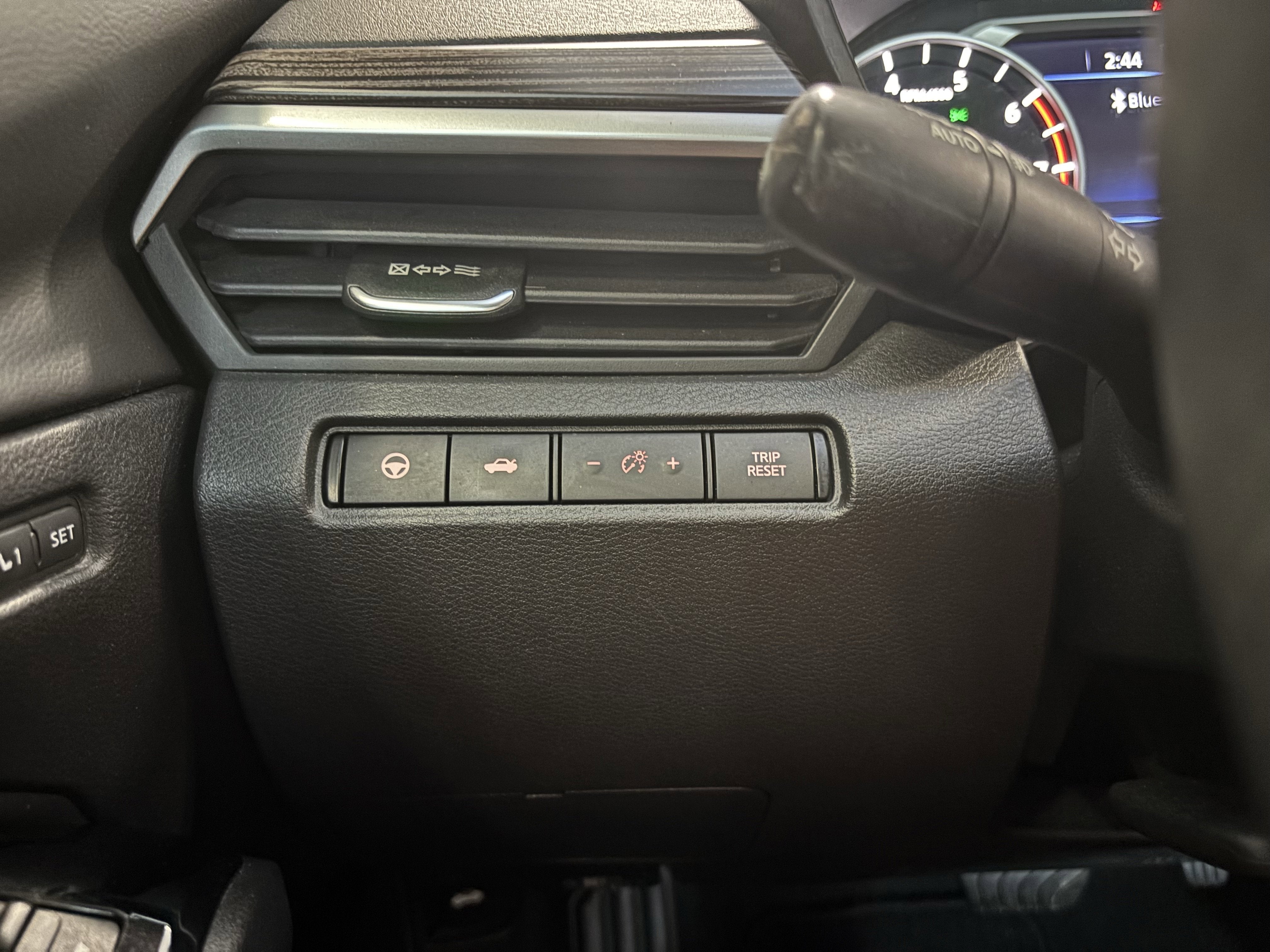 2020 Nissan Altima 2.0 Platinum FWD