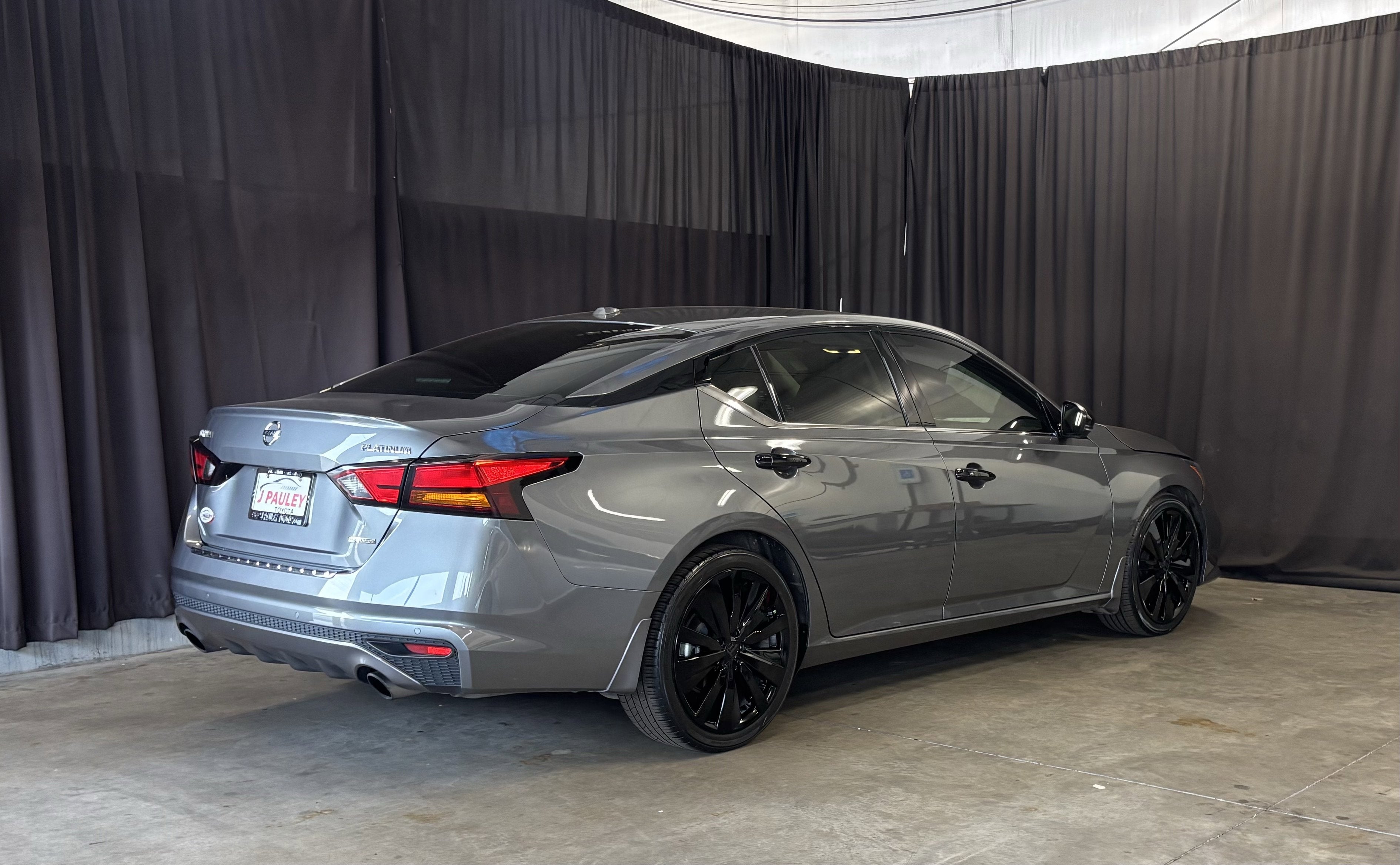 2020 Nissan Altima 2.0 Platinum FWD