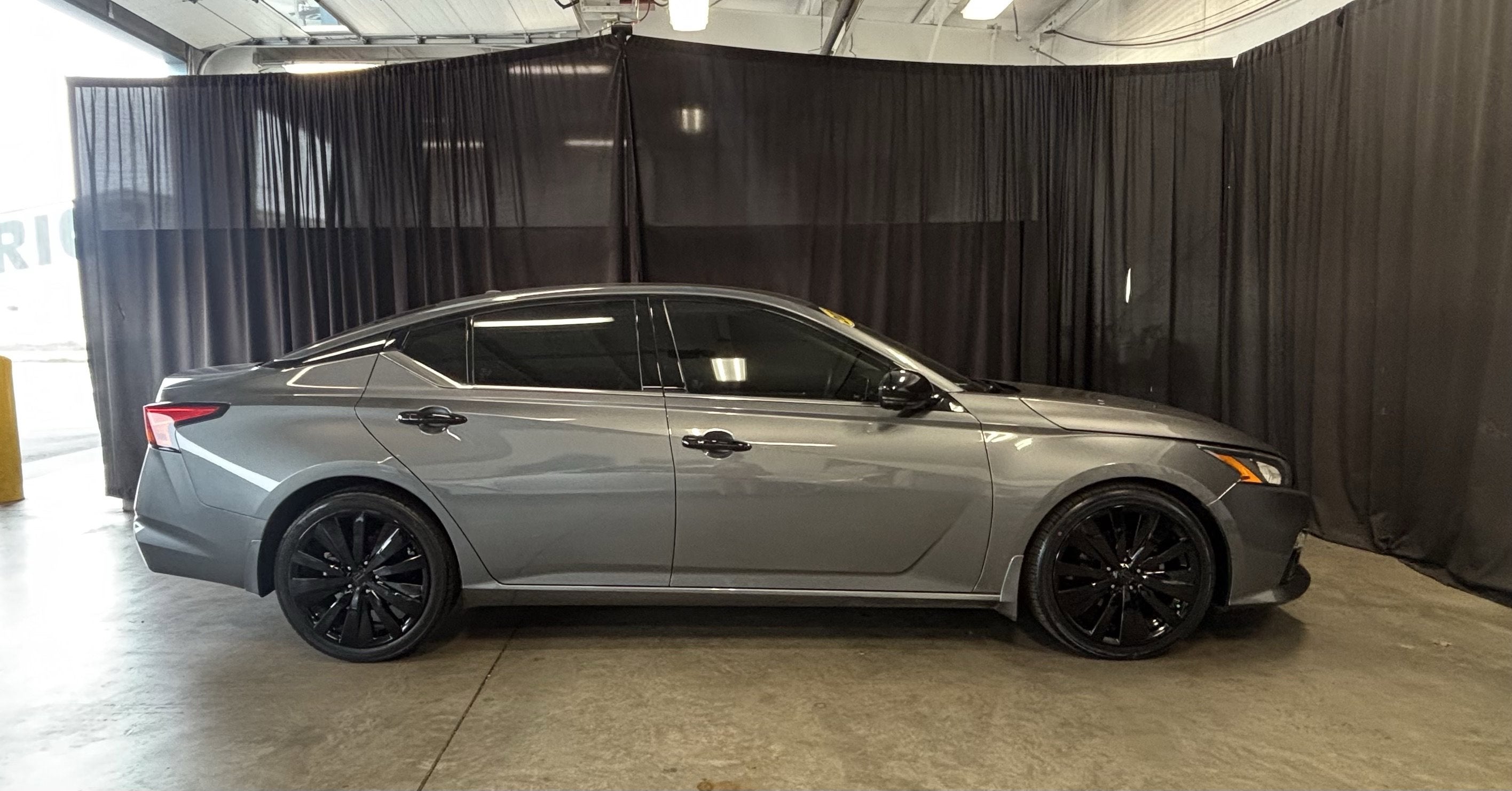 2020 Nissan Altima 2.0 Platinum FWD