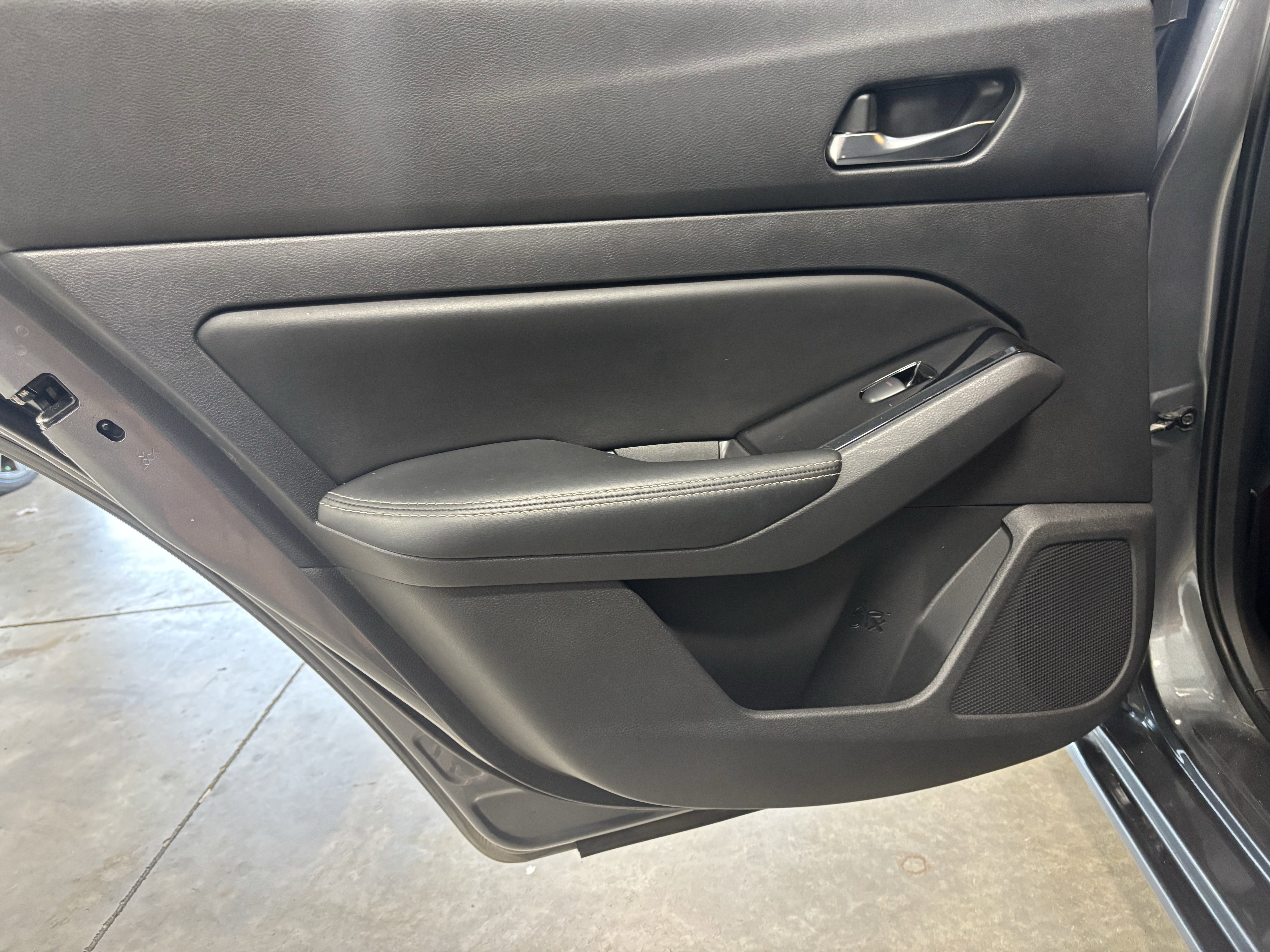 2020 Nissan Altima 2.0 Platinum FWD