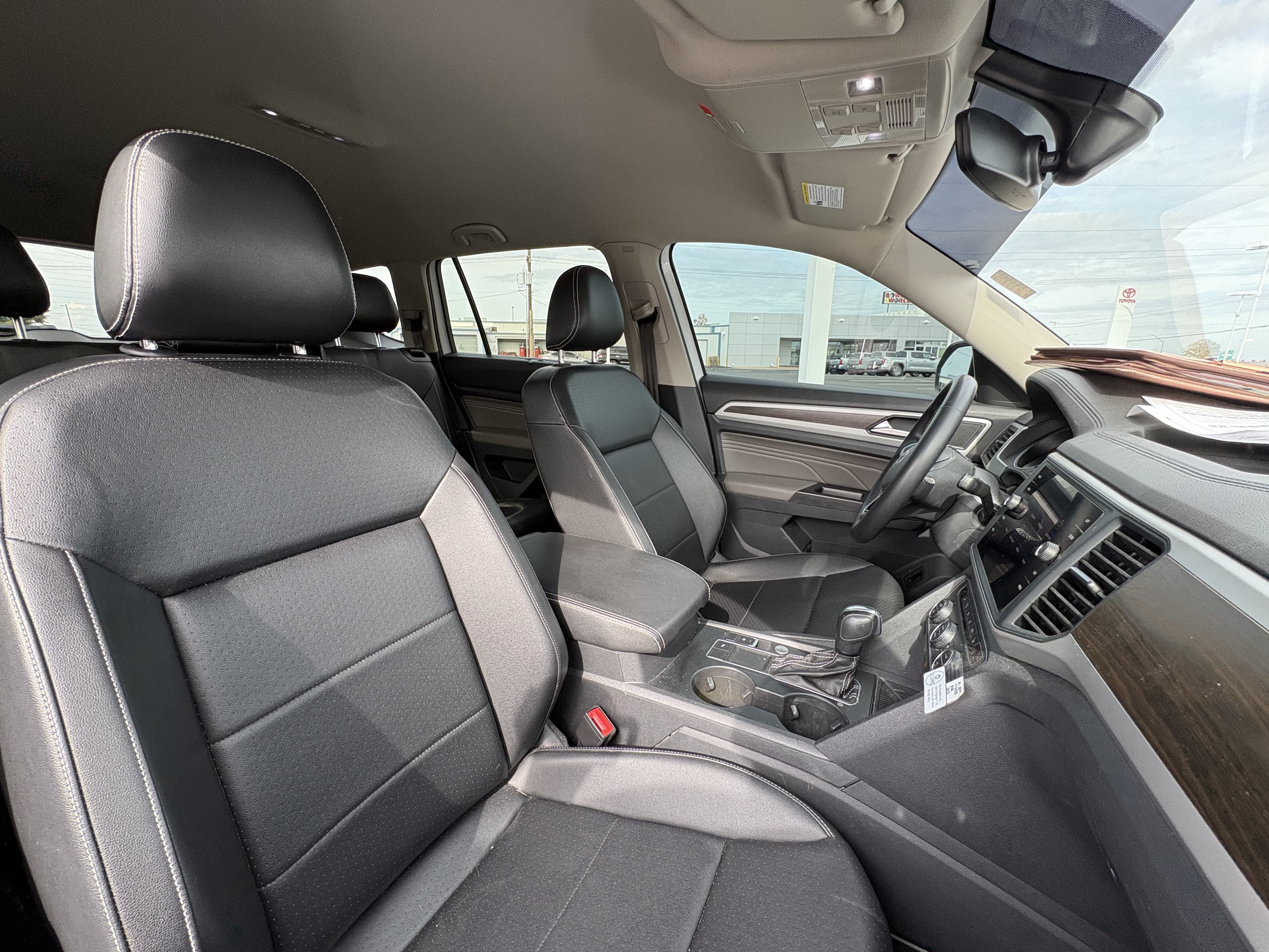2021 Volkswagen Atlas 3.6L V6 SE w/Technology FWD