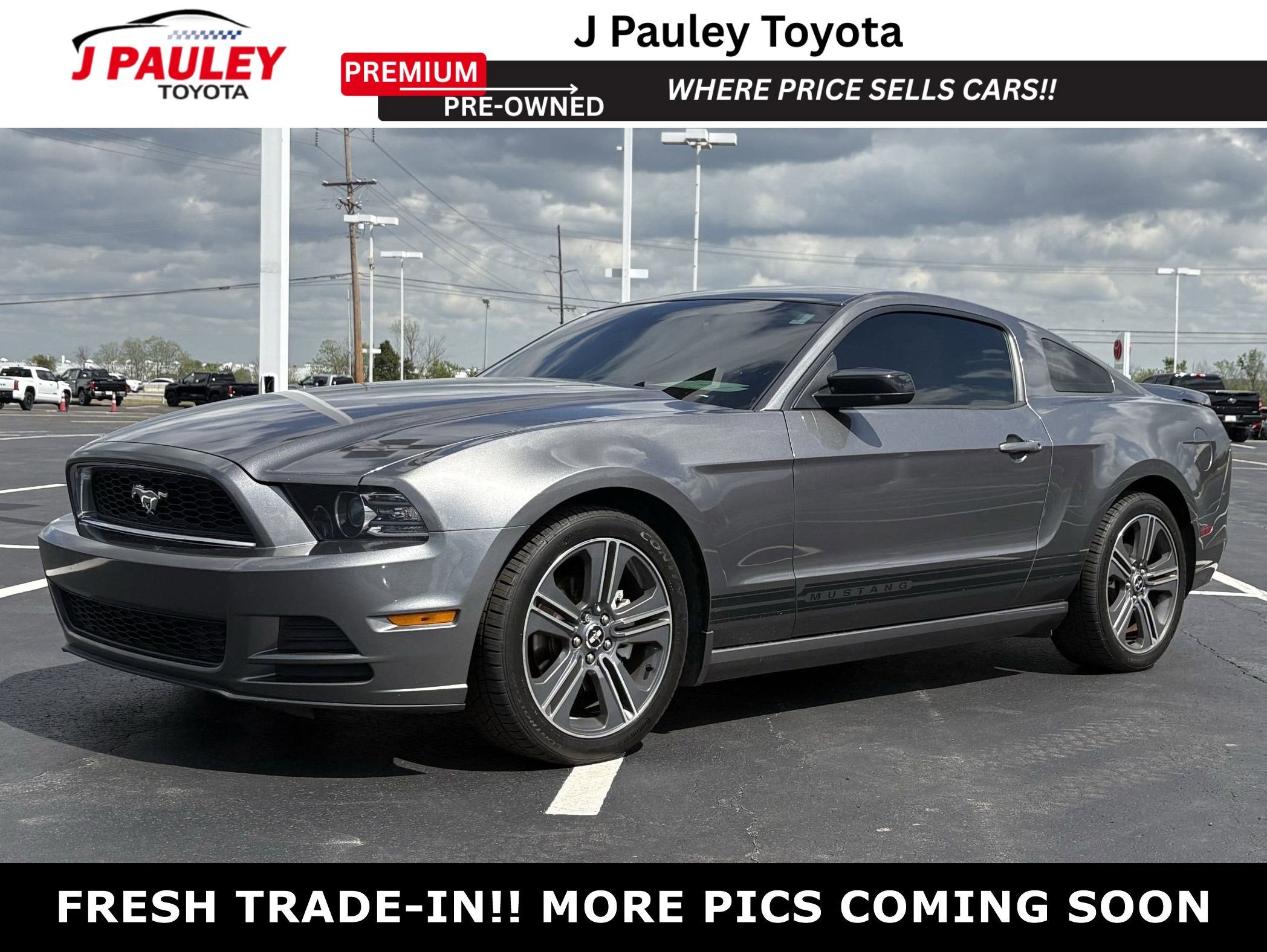 2014 Ford Mustang V6 Premium RWD