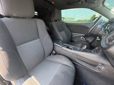 2023 Dodge Challenger SXT RWD