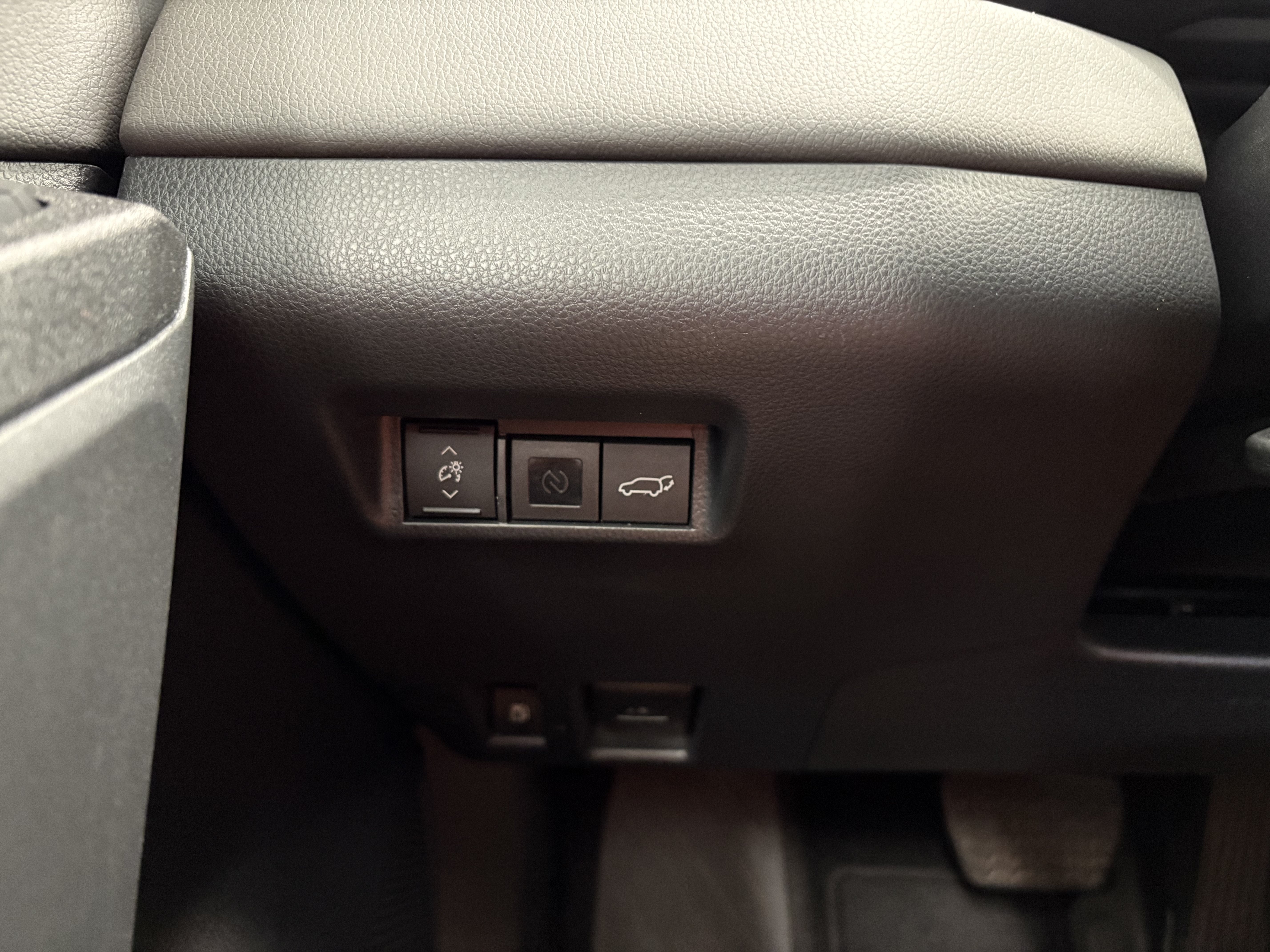 2026 Toyota RAV4 XLE Premium FWD