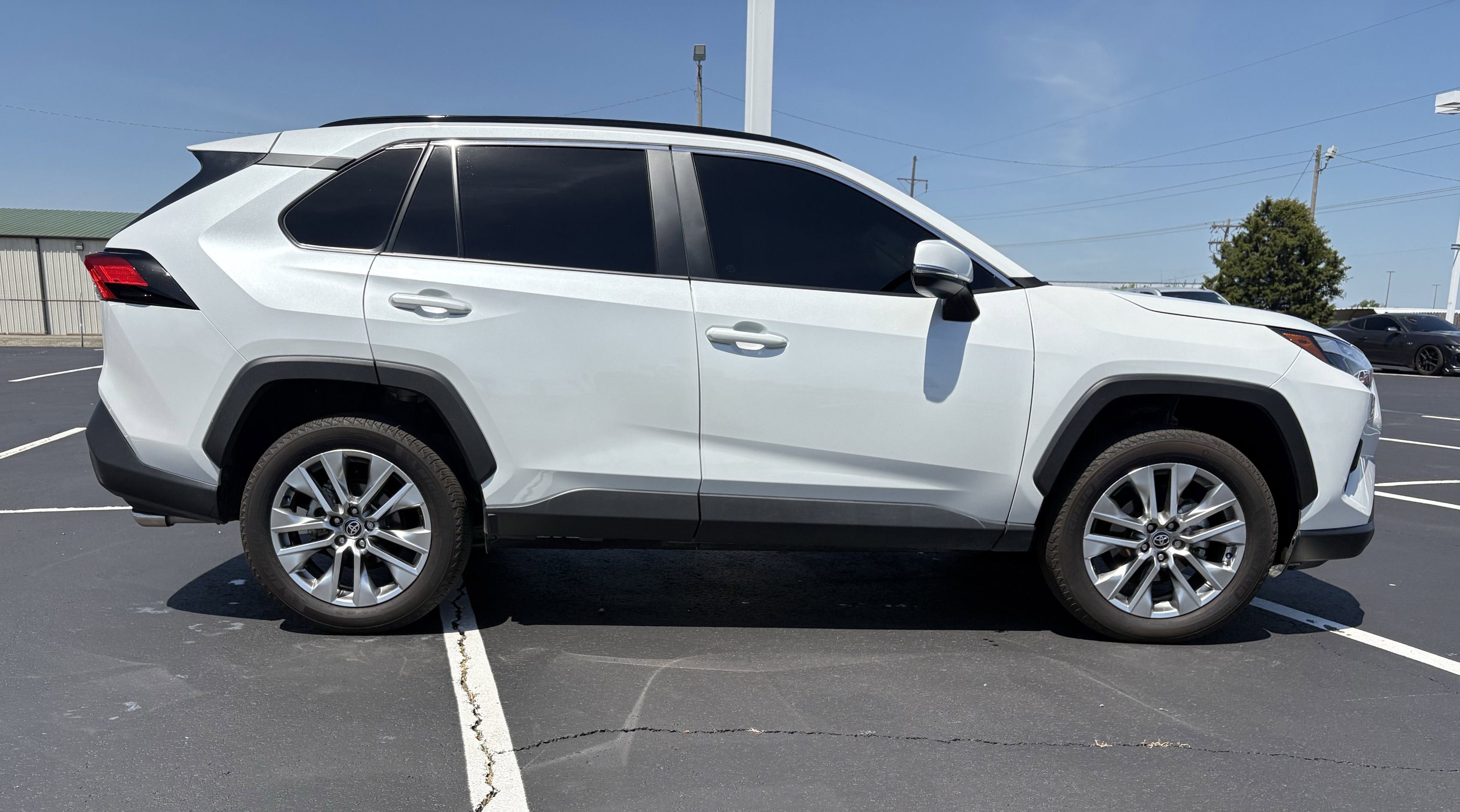 2025 Toyota RAV4 XLE Premium FWD