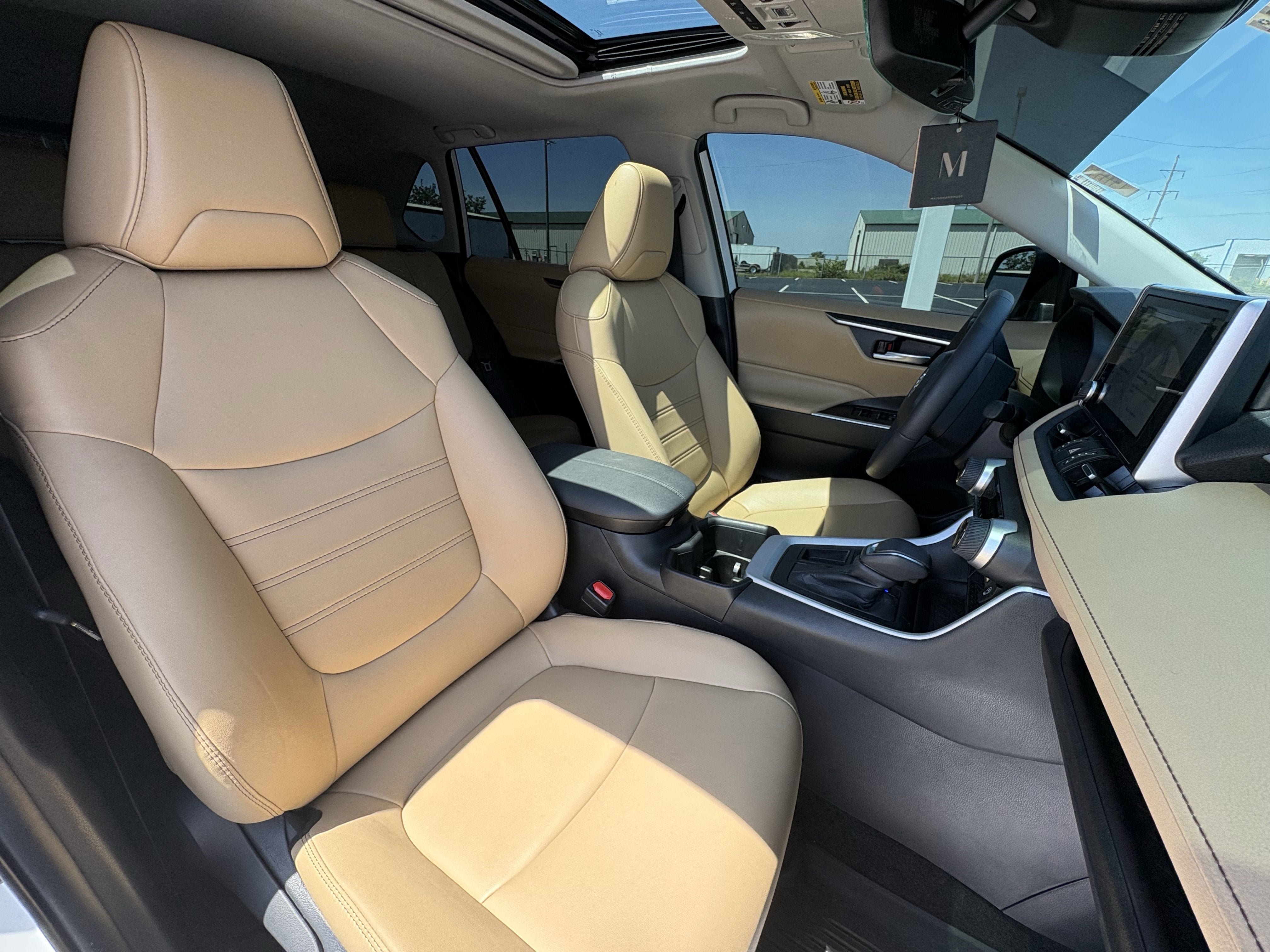 2025 Toyota RAV4 XLE Premium FWD