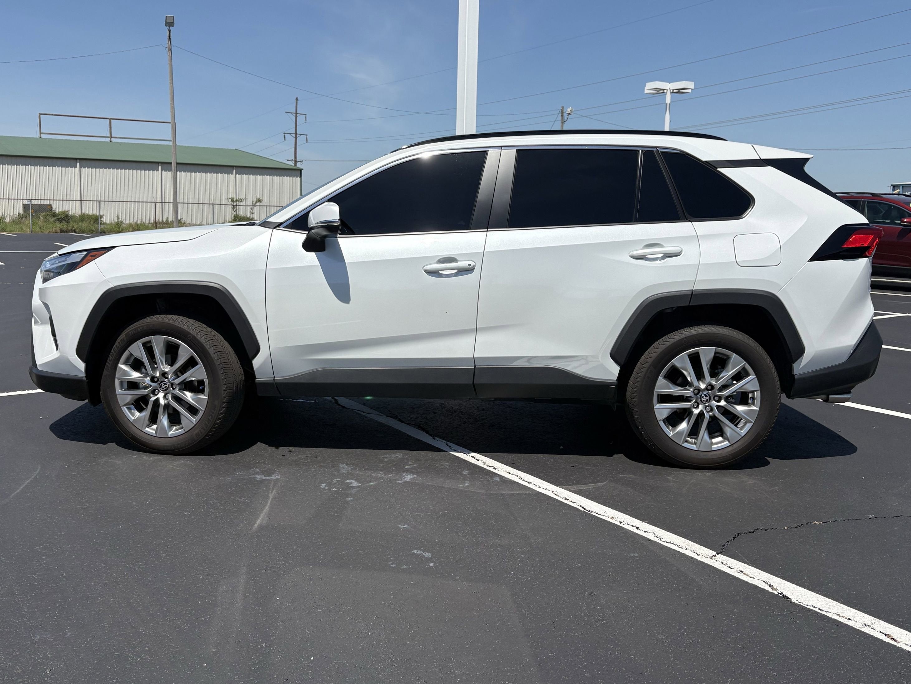 2025 Toyota RAV4 XLE Premium FWD