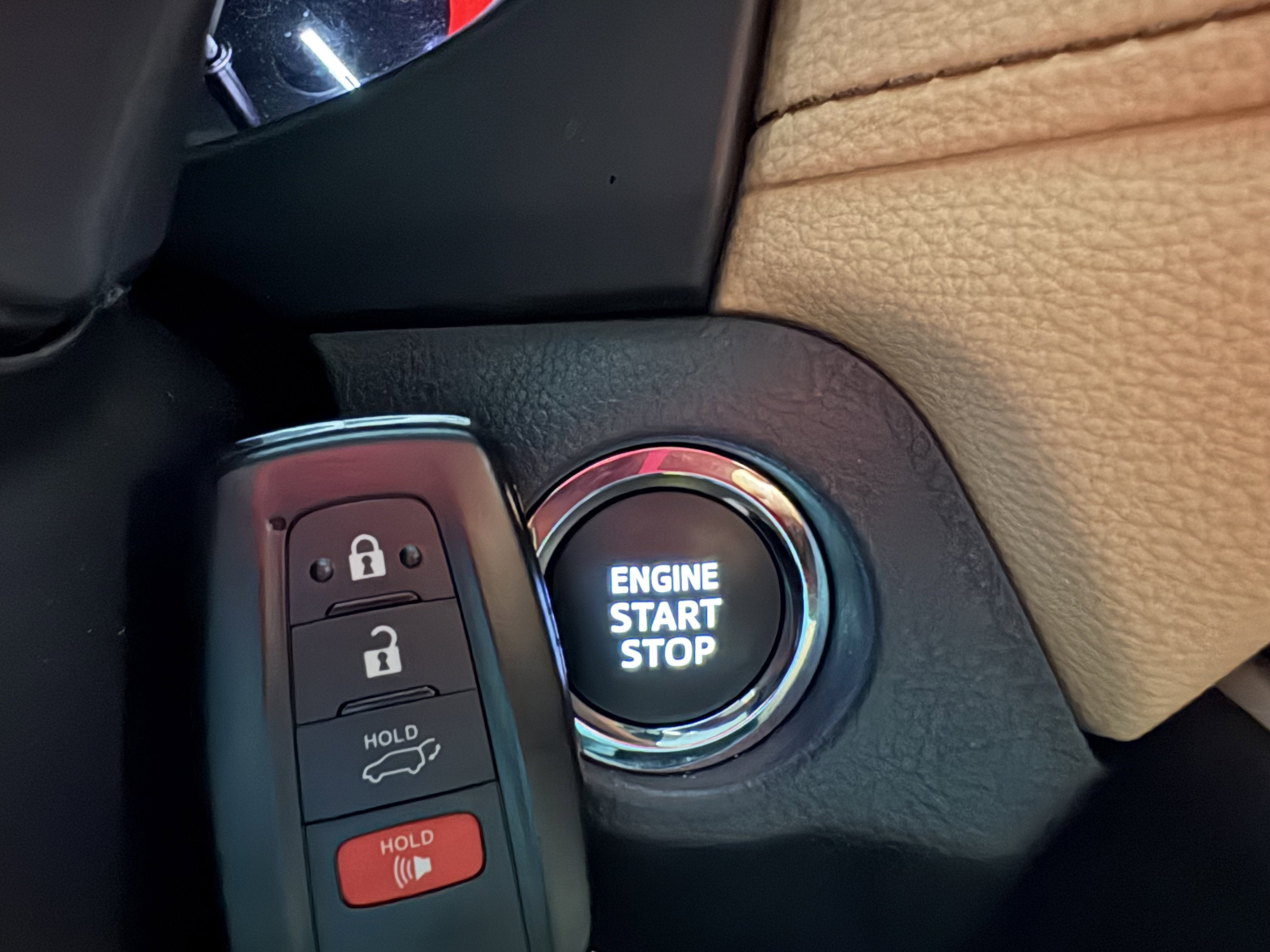 2025 Toyota RAV4 XLE Premium FWD