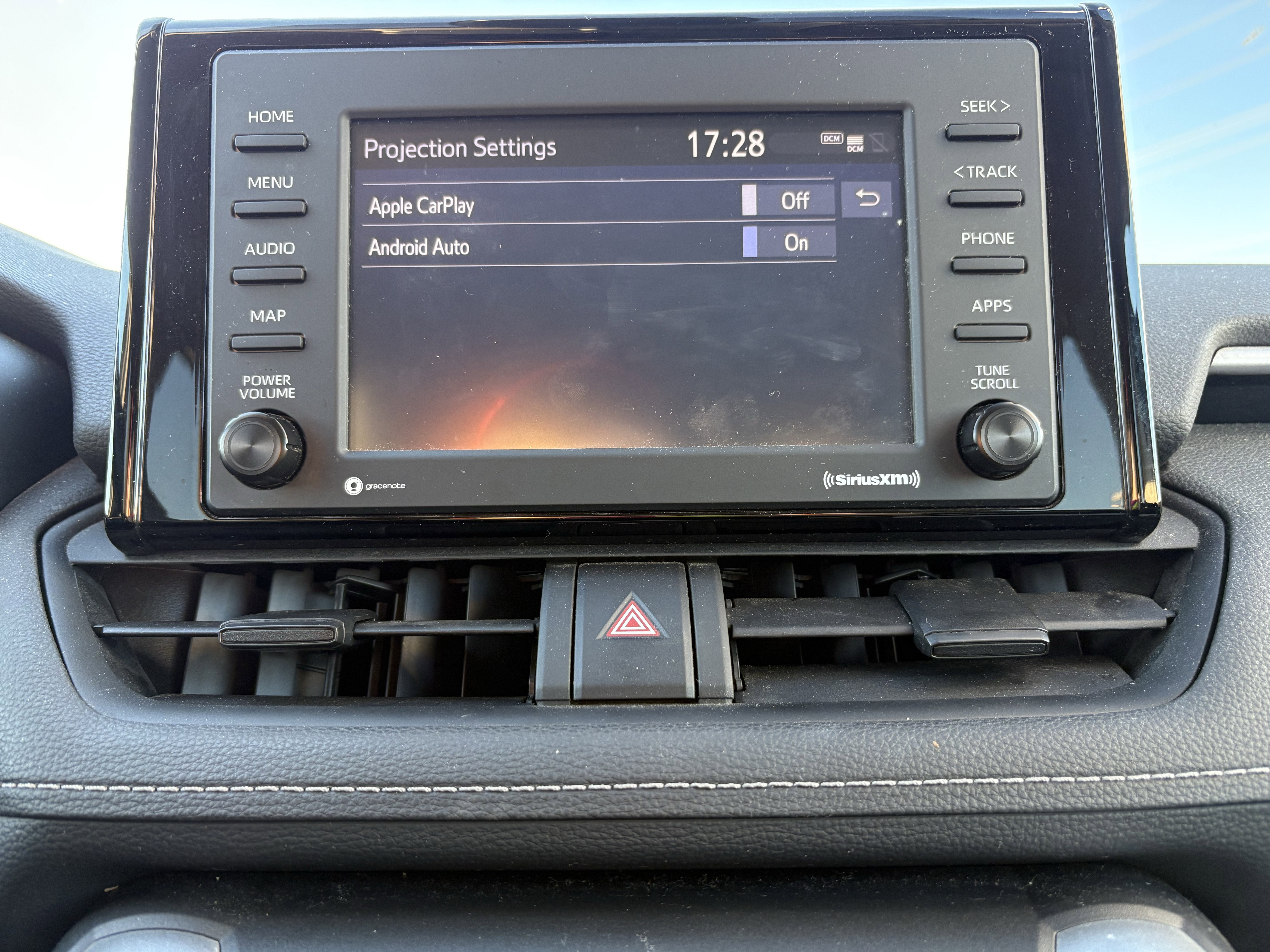 2022 Toyota RAV4 LE FWD