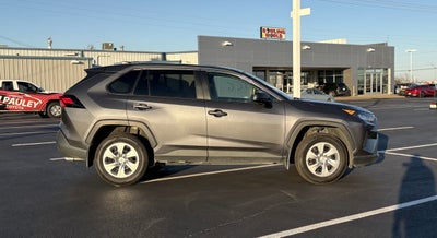 2022 Toyota RAV4 LE FWD