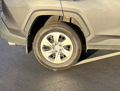 2022 Toyota RAV4 LE FWD