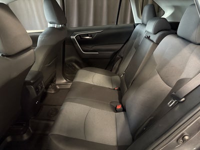 2025 Toyota RAV4 XLE AWD